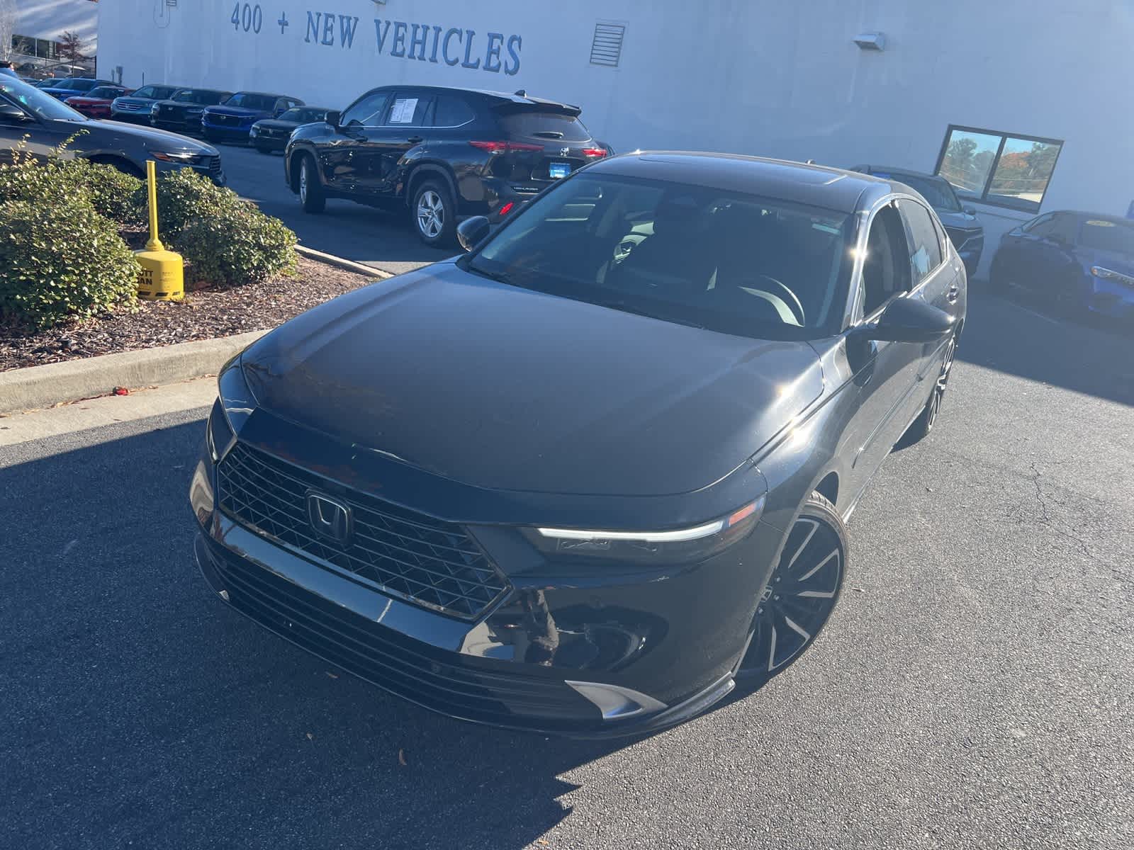 2025 Honda Accord Hybrid Touring photo 3