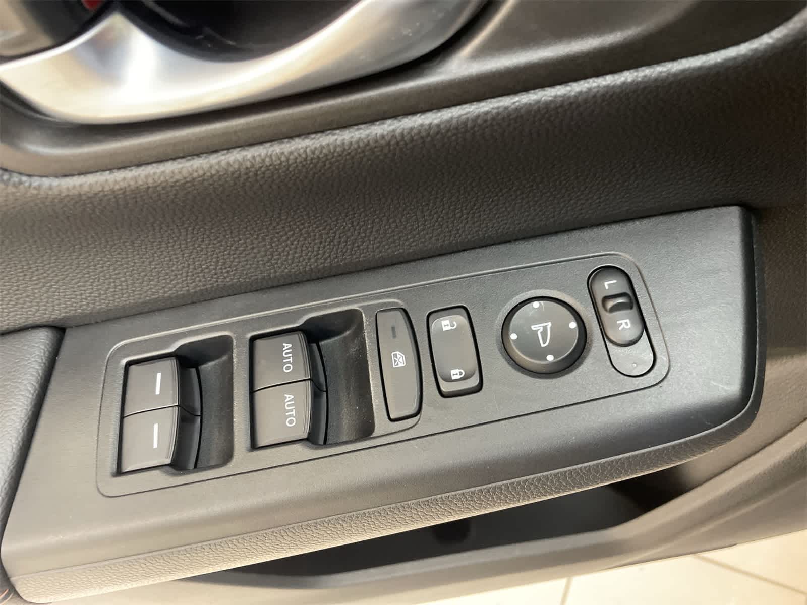 2024 Honda CR-V Sport 17