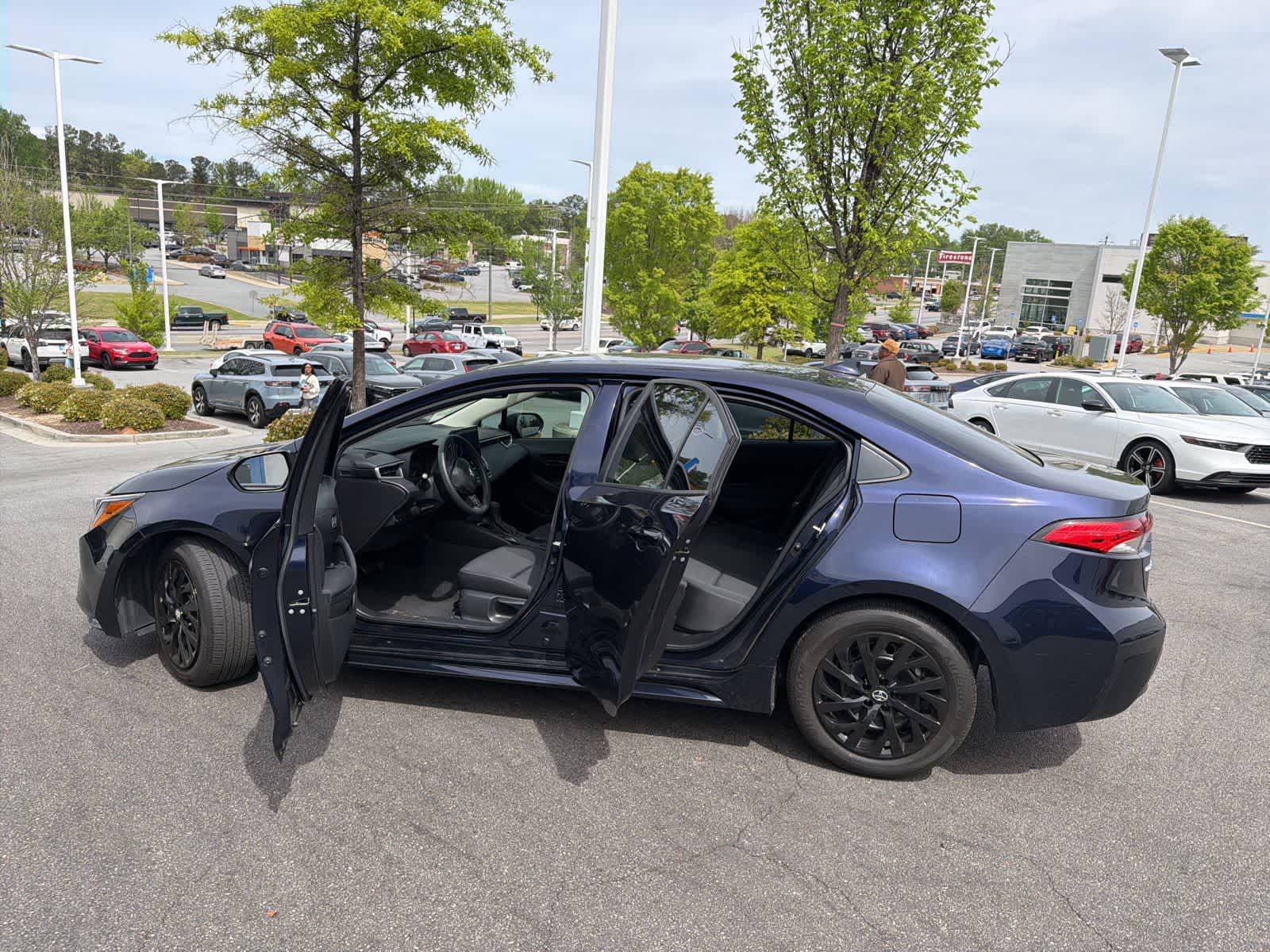 Thumbnail: 2023 Toyota Corolla - 18