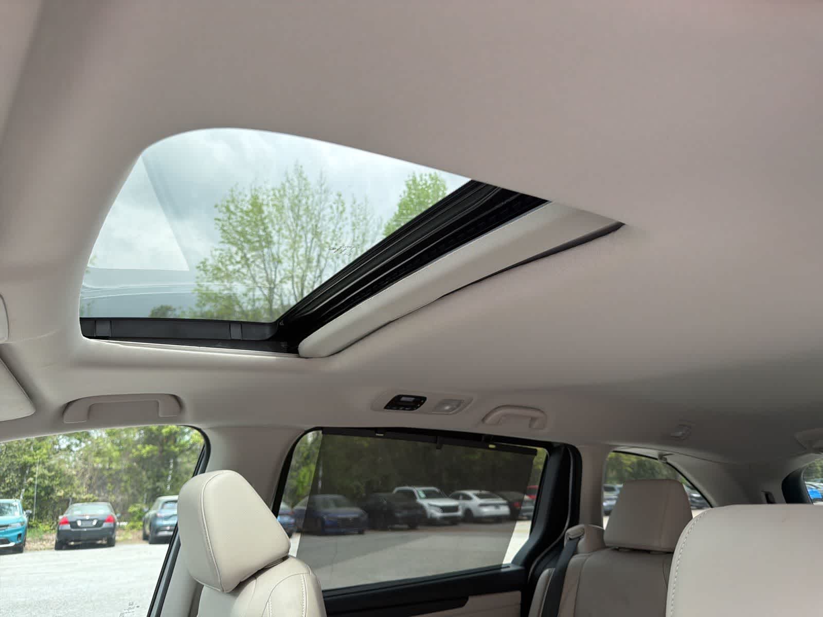 Thumbnail: 2025 Honda Odyssey - 19