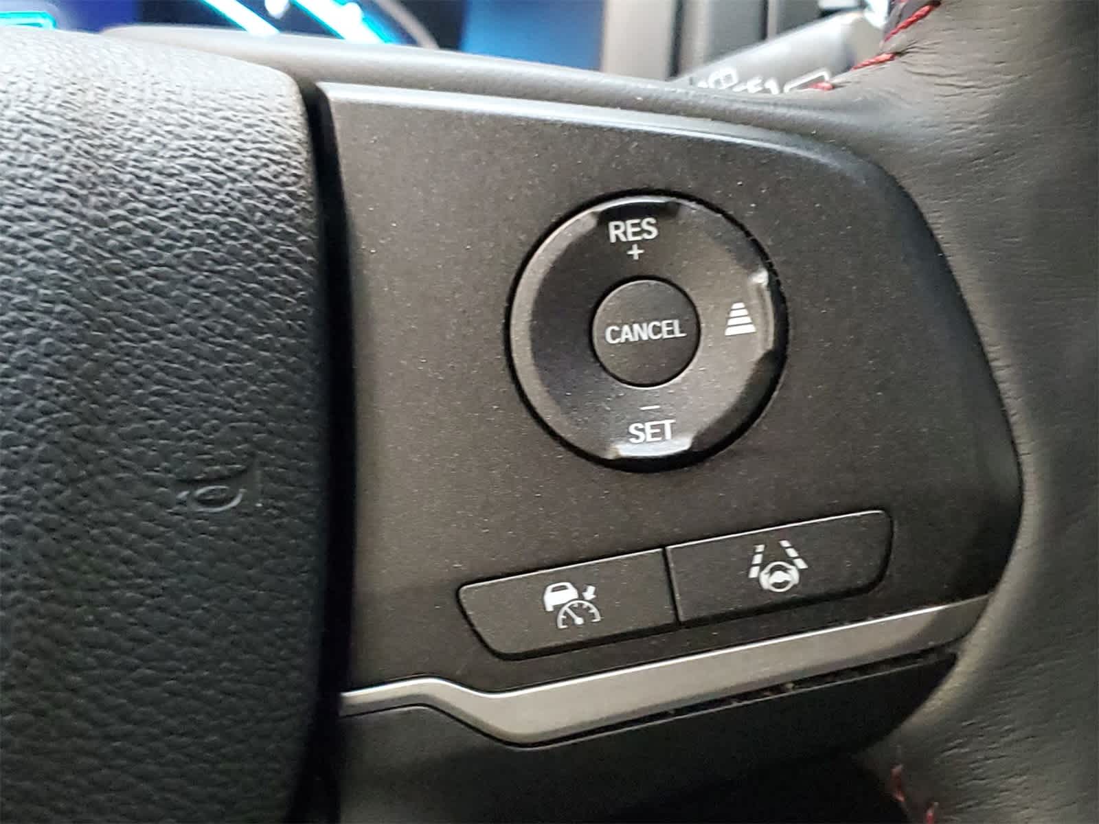 Thumbnail: 2023 Honda Odyssey - 13