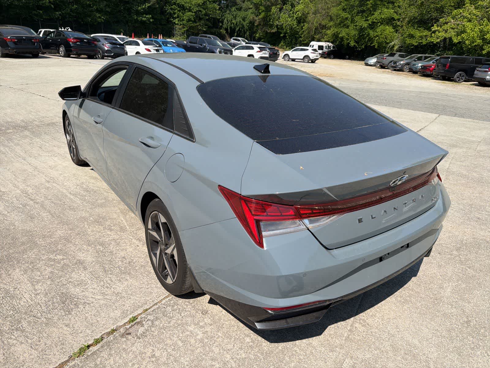 Thumbnail: 2023 Hyundai Elantra - 8