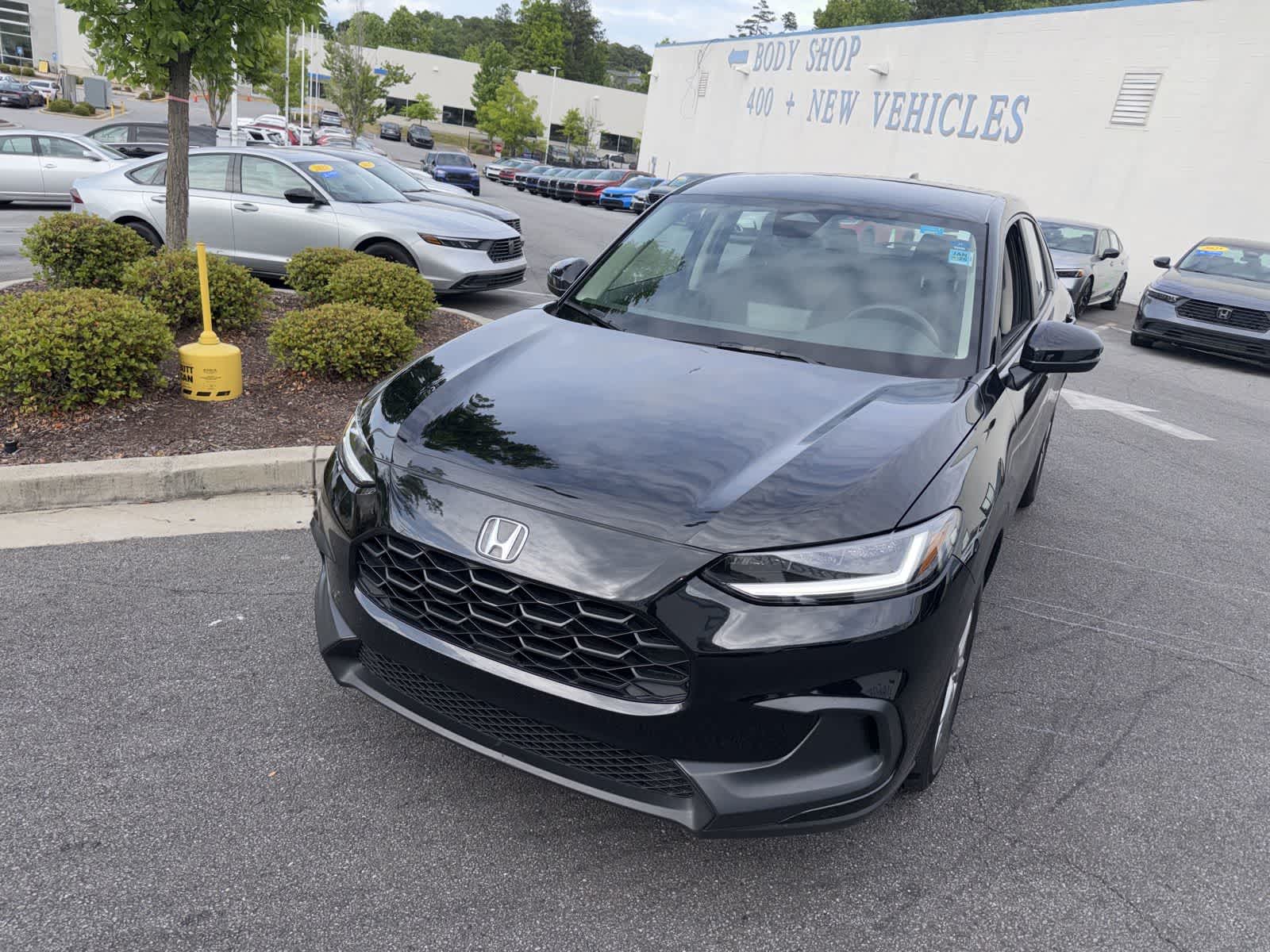 Thumbnail: 2023 Honda HR-V - 3