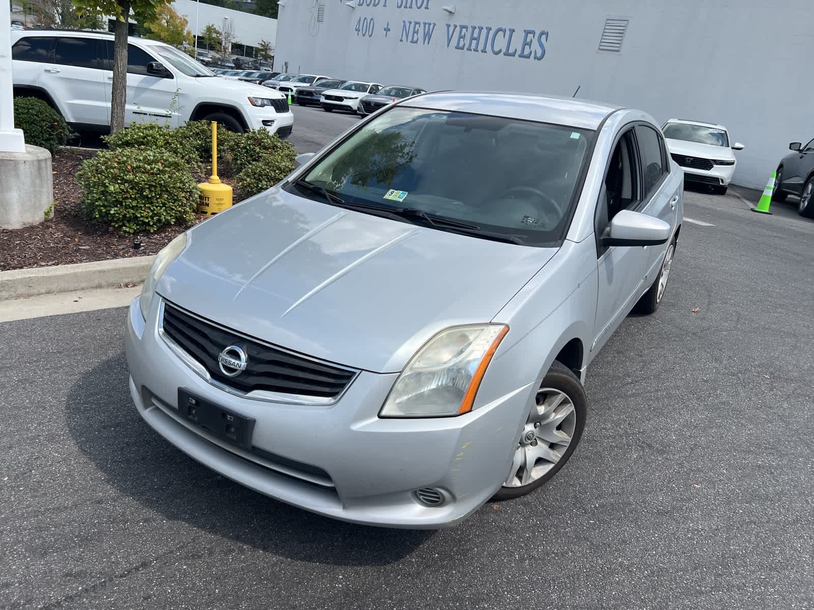 Thumbnail: 2012 Nissan Sentra - 3