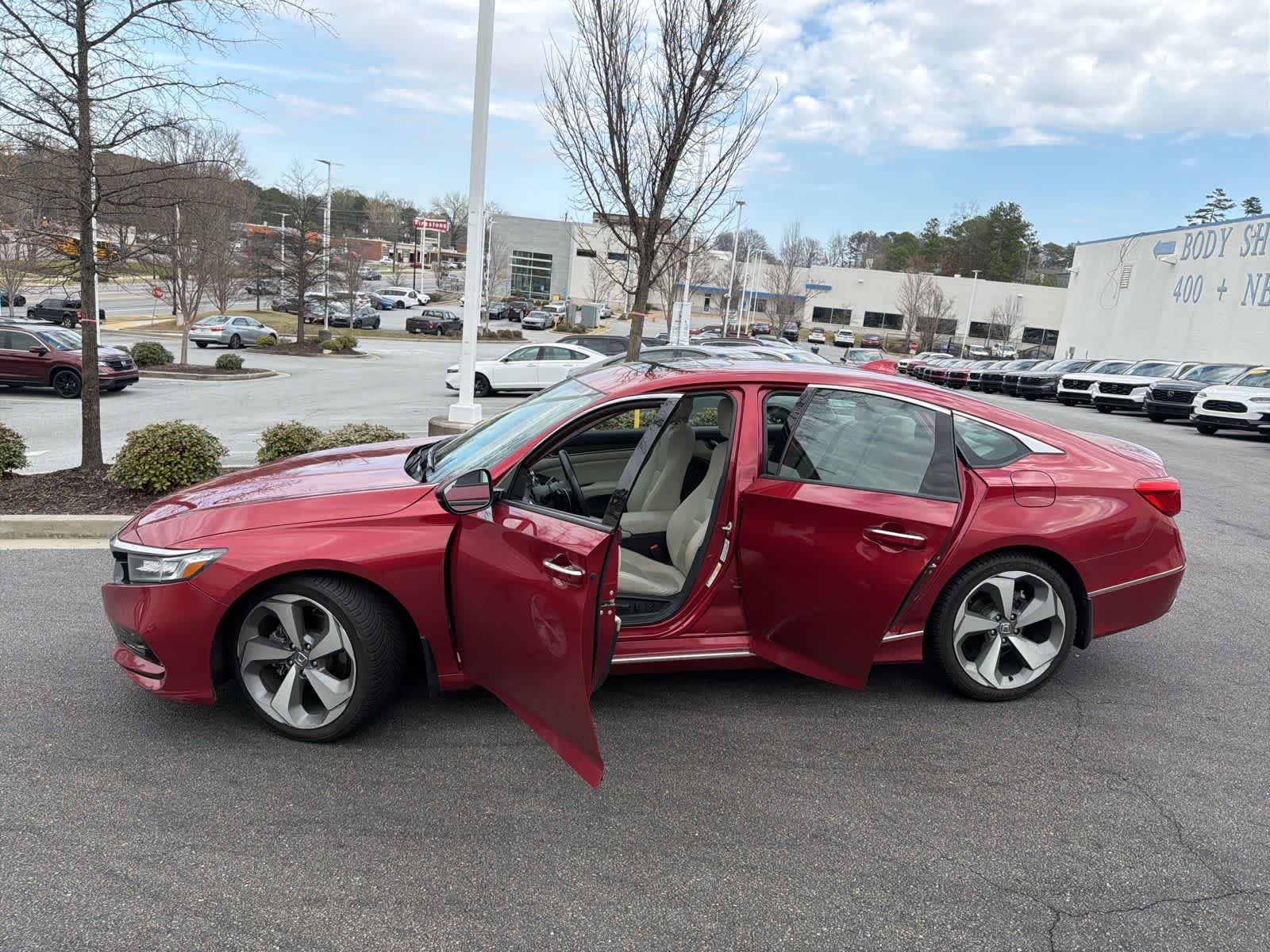 Thumbnail: 2019 Honda Accord - 17