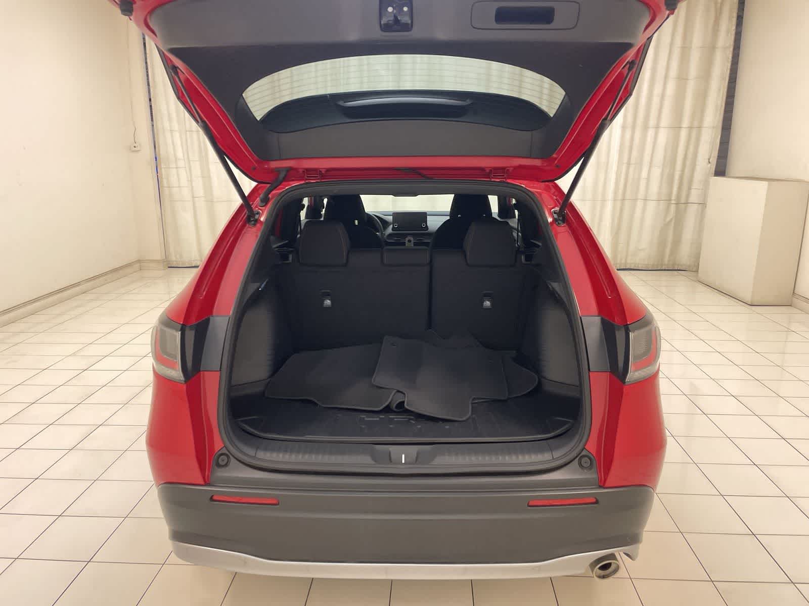 Thumbnail: 2025 Honda HR-V - 22