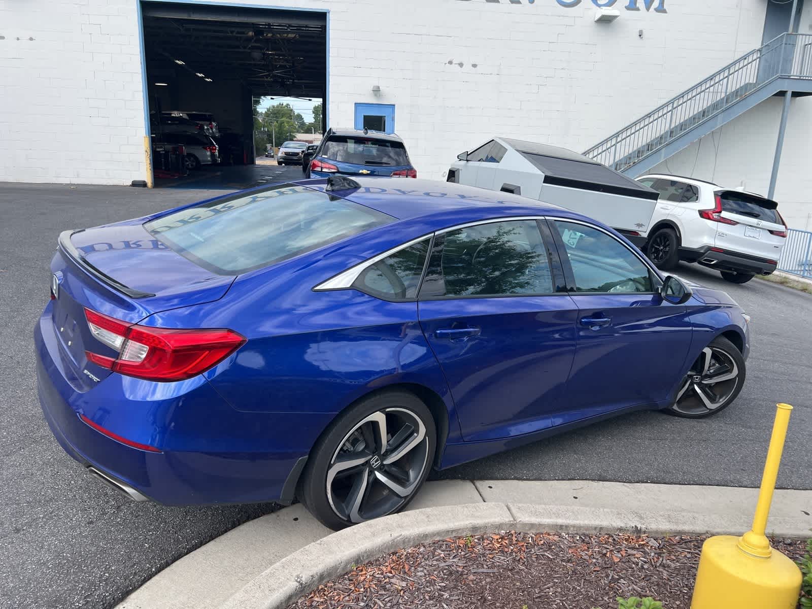 Thumbnail: 2022 Honda Accord - 12