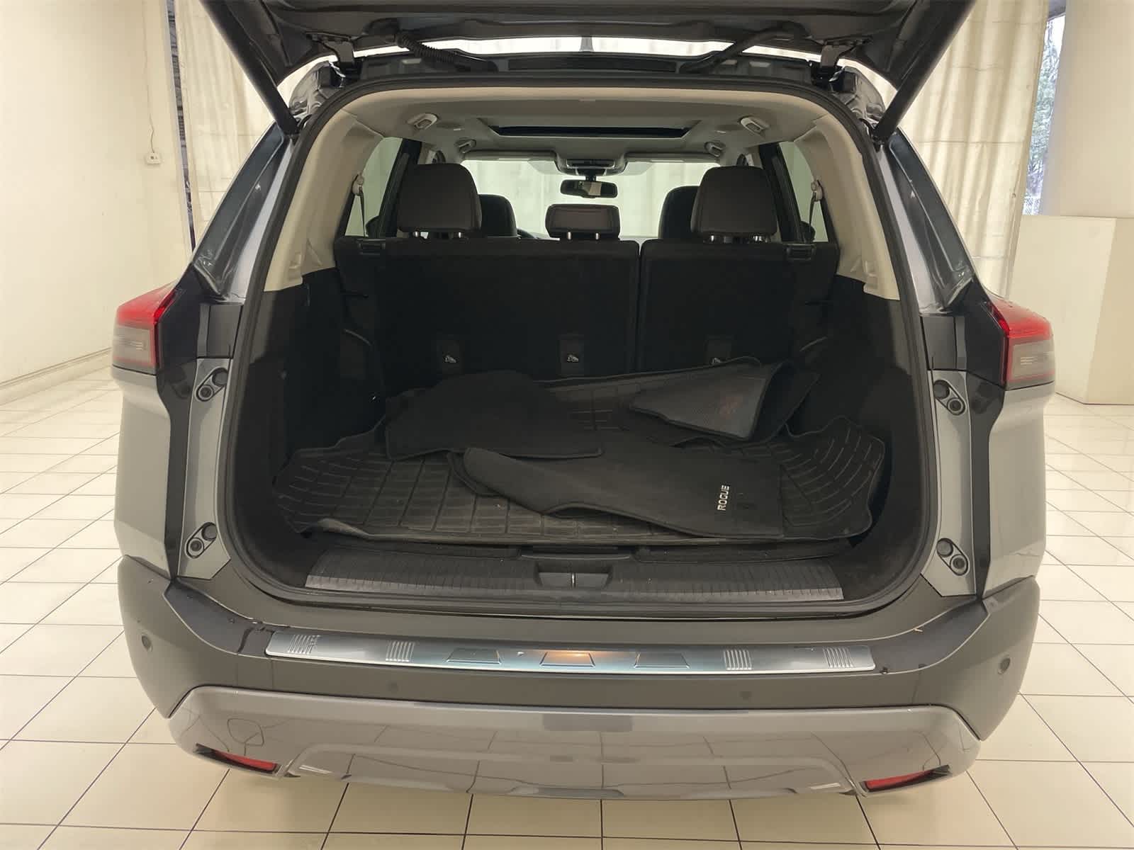 Thumbnail: 2023 Nissan Rogue - 24