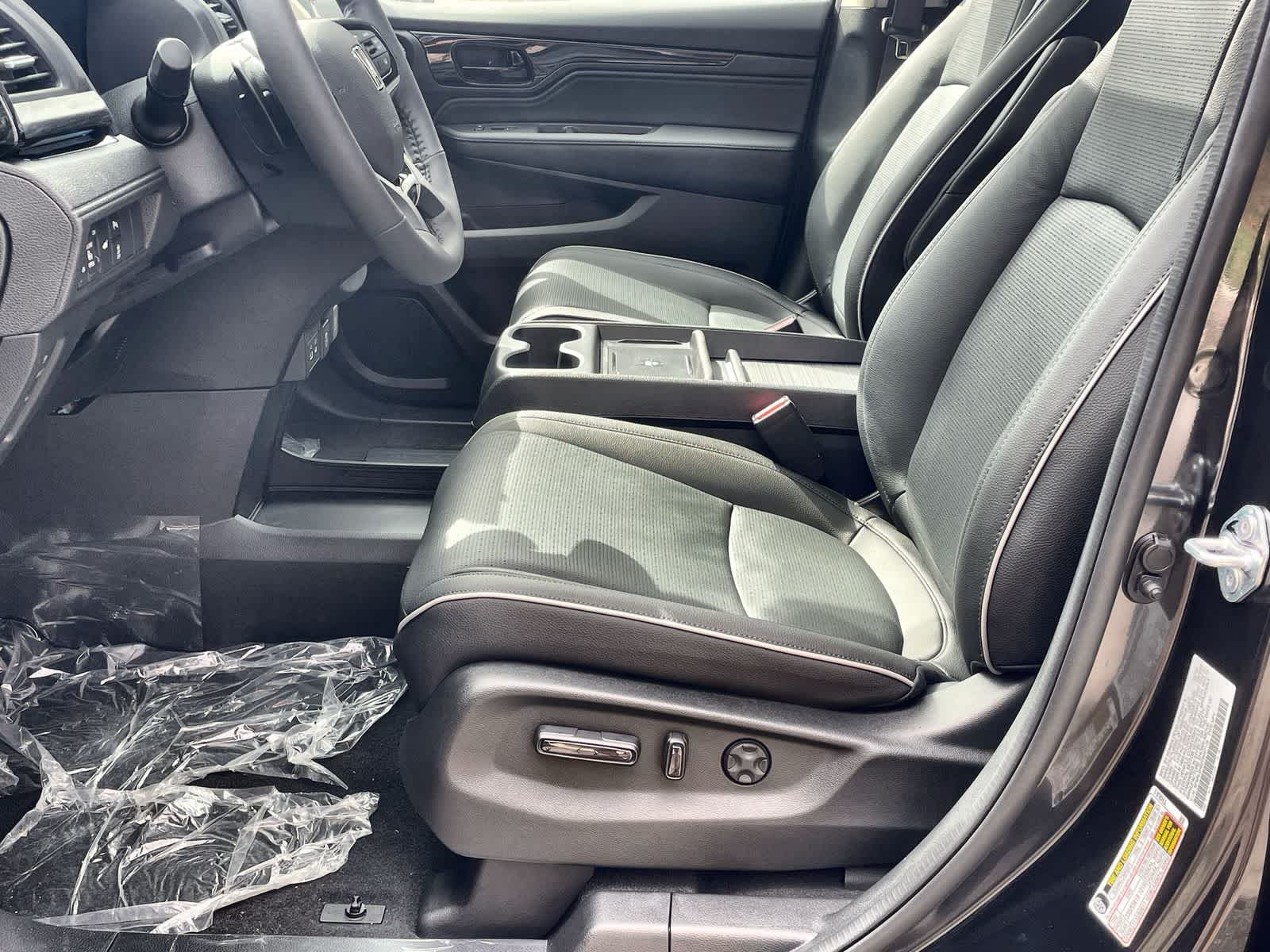 Thumbnail: 2026 Honda Odyssey - 12