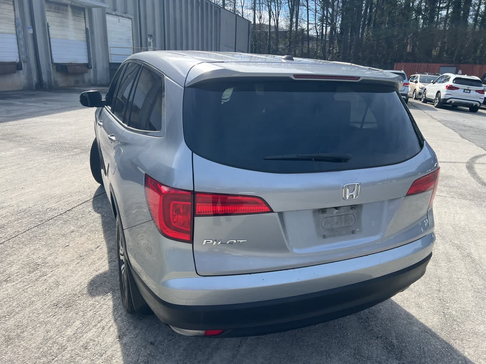 Thumbnail: 2018 Honda Pilot - 8