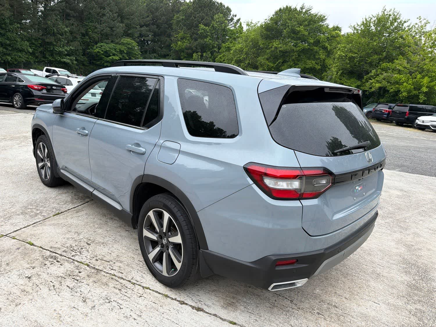 Thumbnail: 2023 Honda Pilot - 8