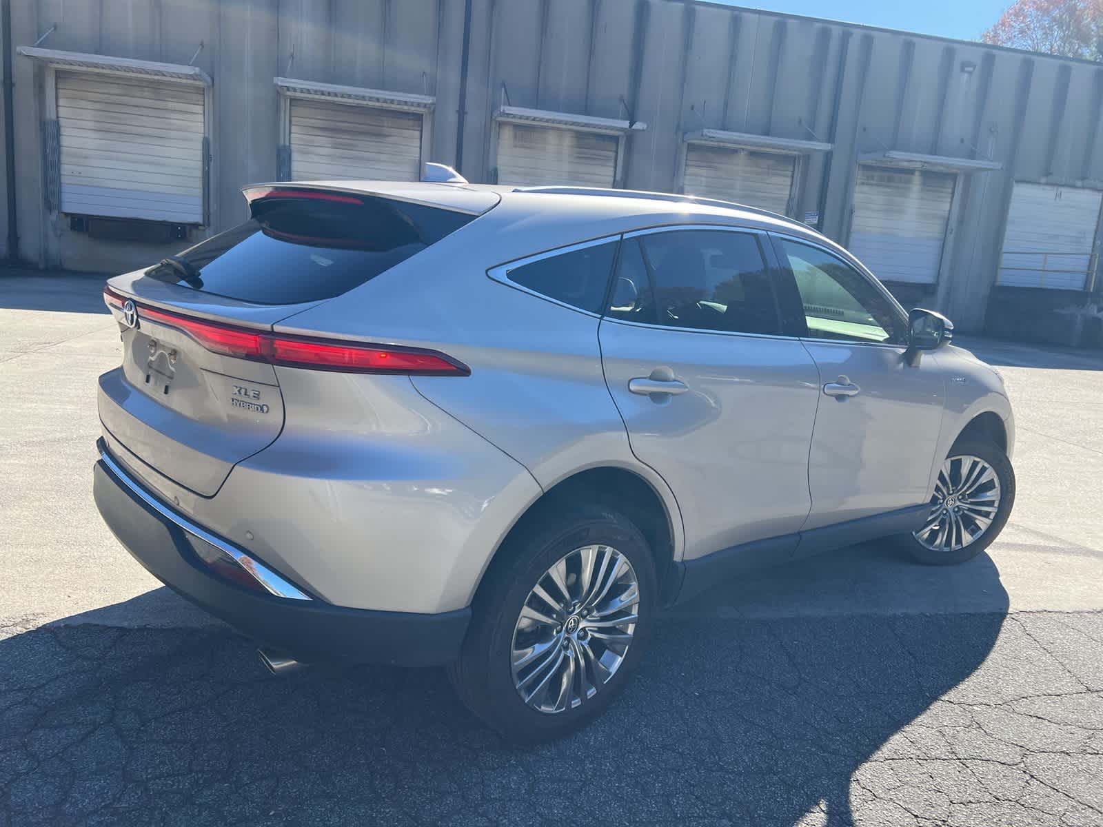 Thumbnail: 2021 Toyota Venza - 10