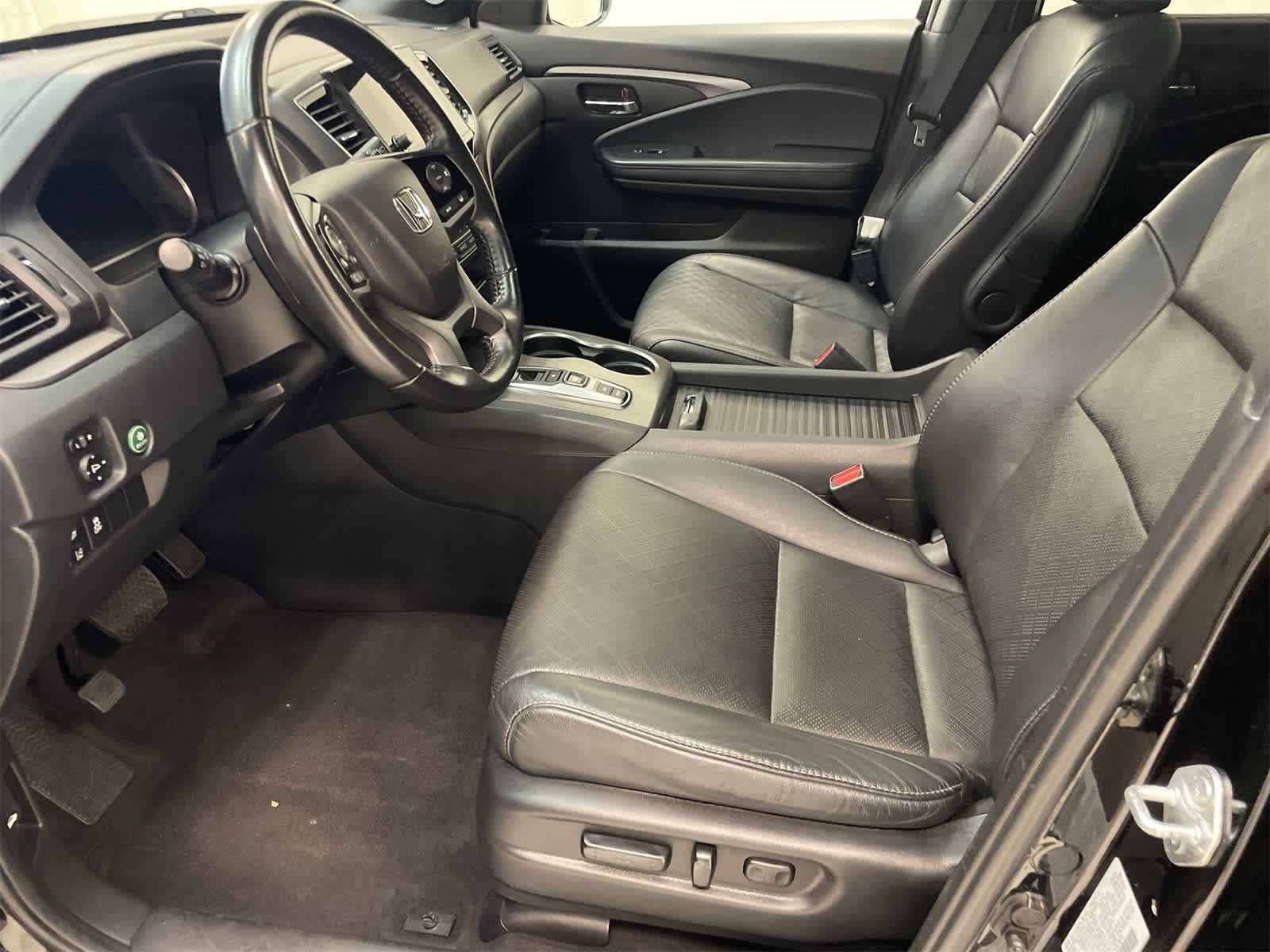 Thumbnail: 2021 Honda Passport - 19