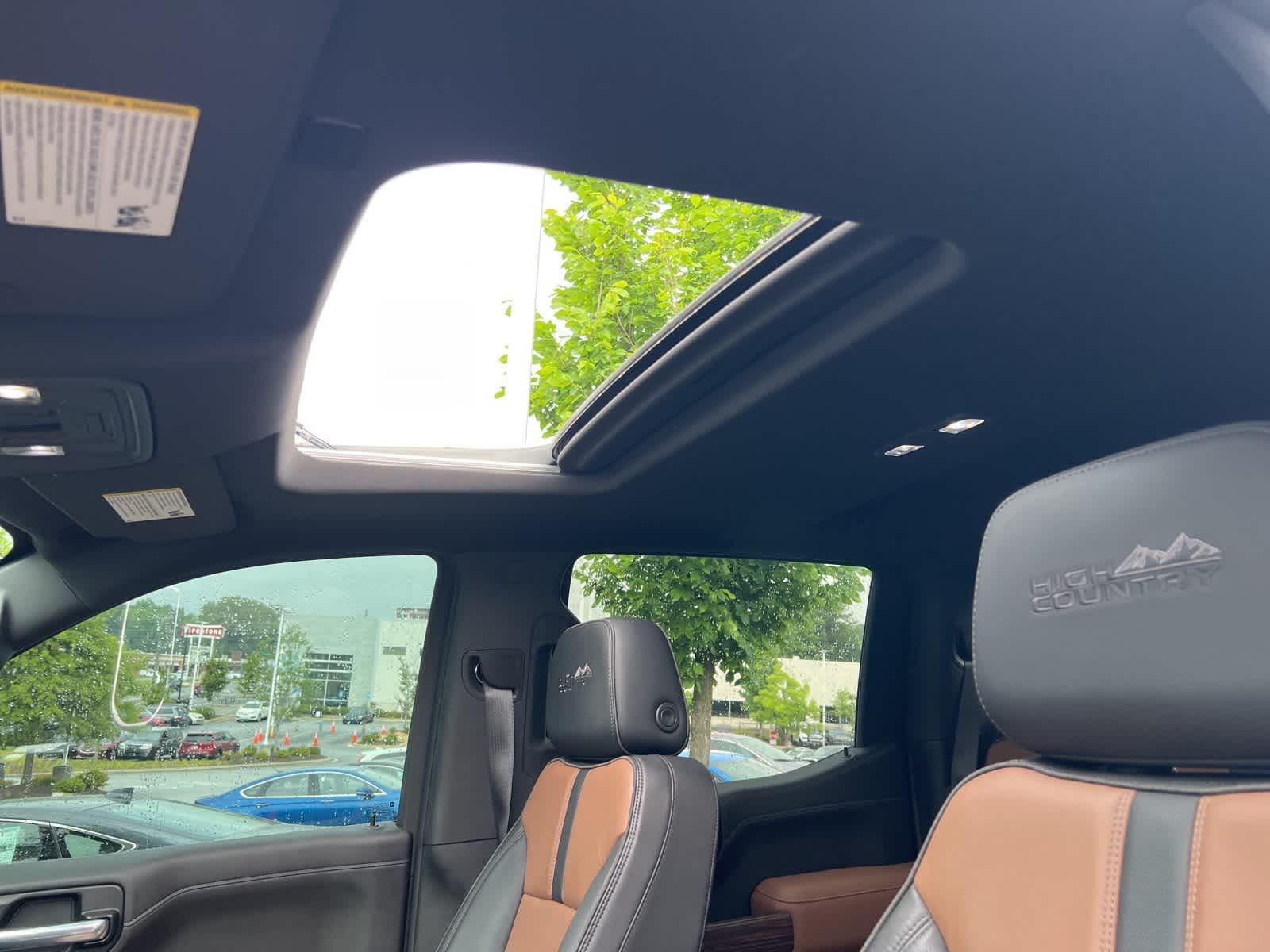 2021 Chevrolet Silverado 1500 High Country 19