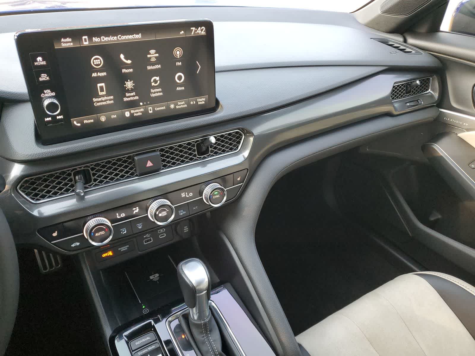 Thumbnail: 2024 Acura Integra - 30