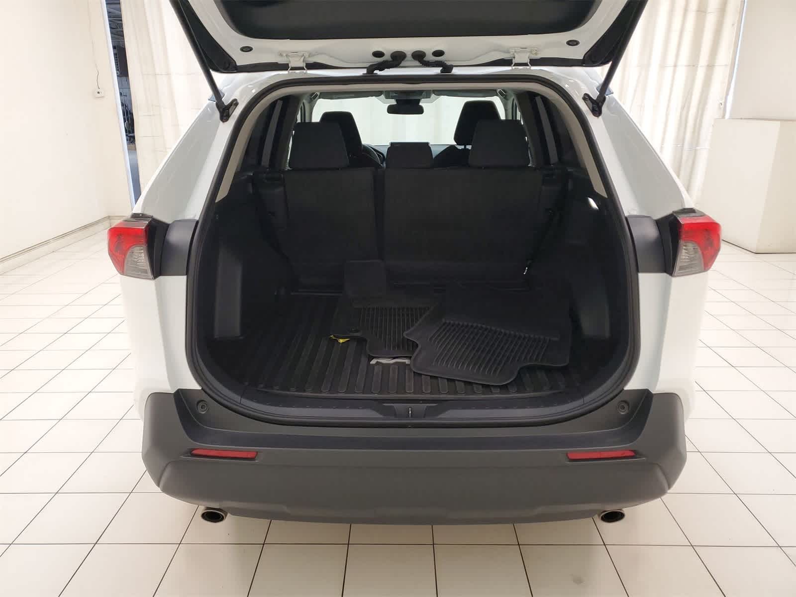 Thumbnail: 2025 Toyota RAV4 - 19