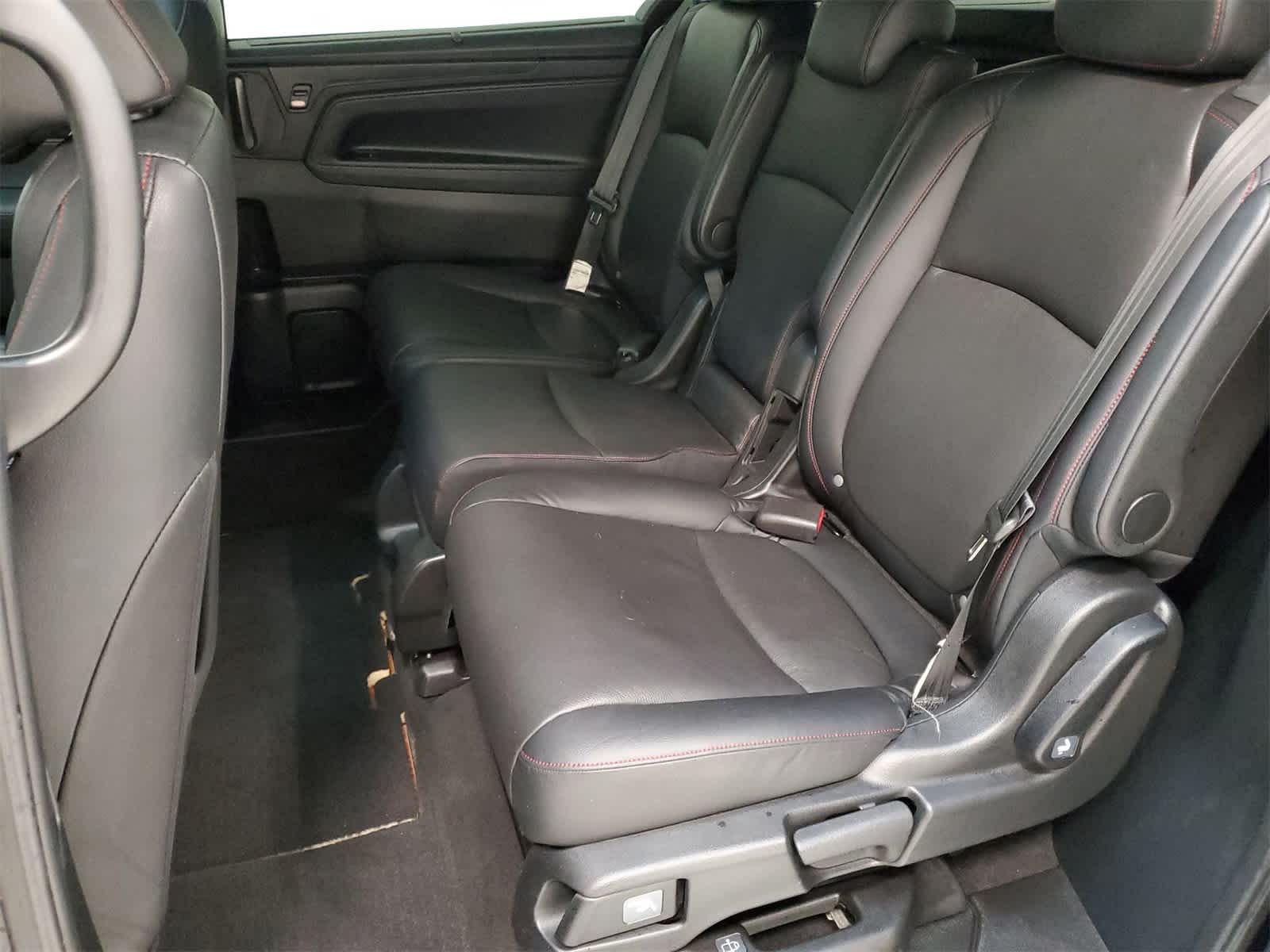 Thumbnail: 2023 Honda Odyssey - 21