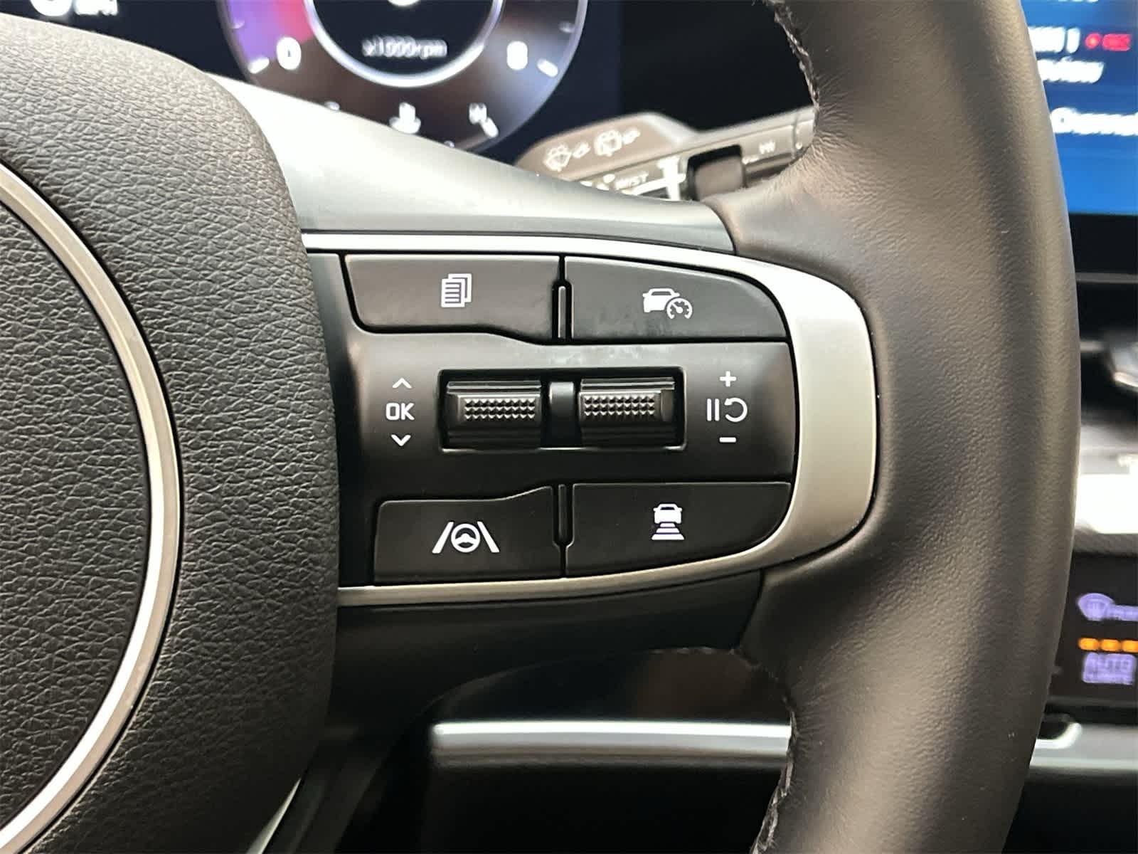 Thumbnail: 2023 Kia Sportage - 14