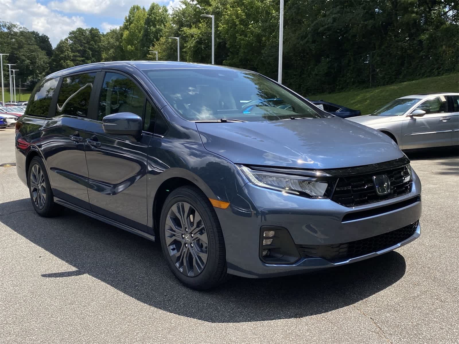 Thumbnail: 2026 Honda Odyssey - 5