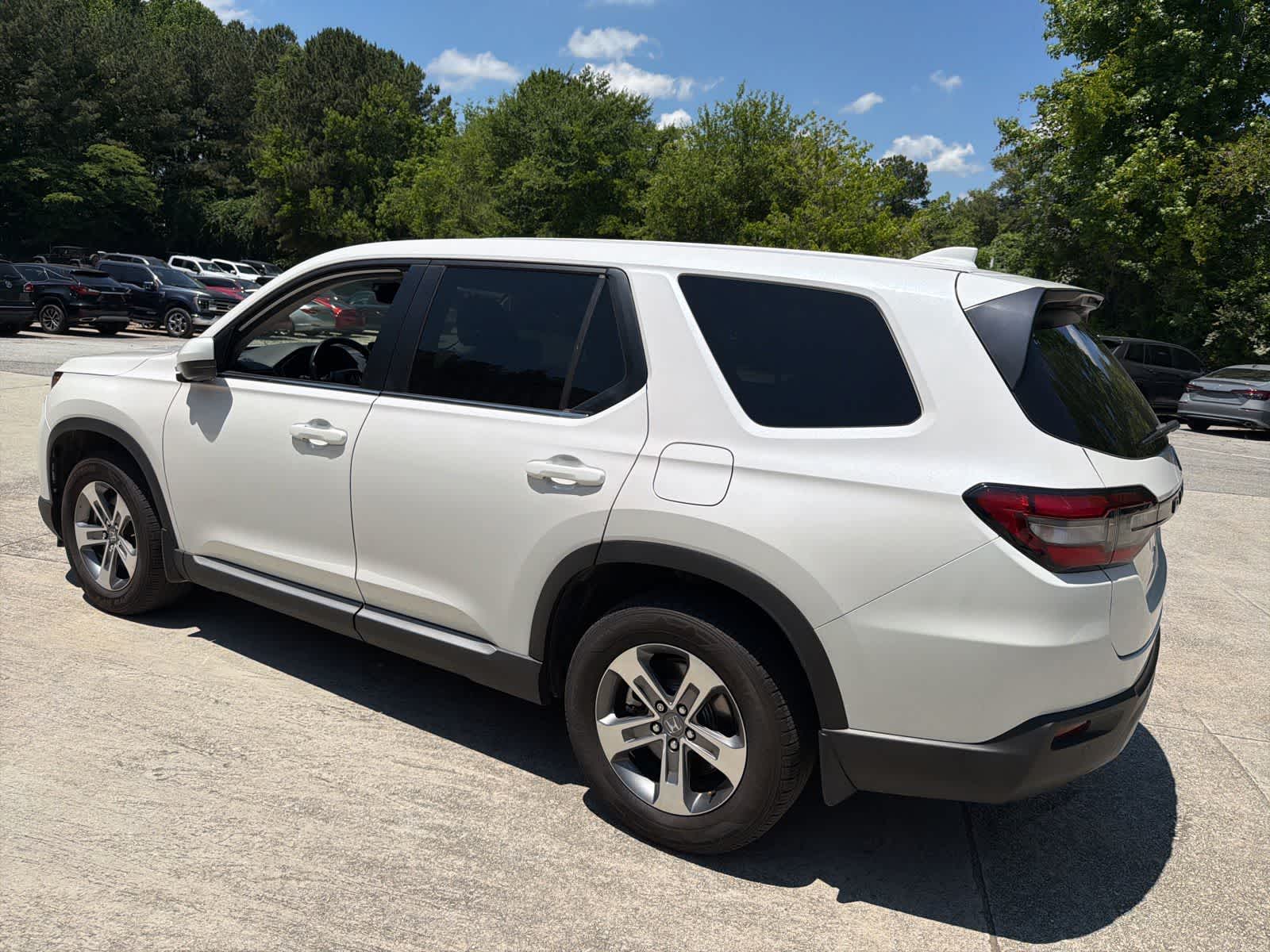 Thumbnail: 2025 Honda Pilot - 8