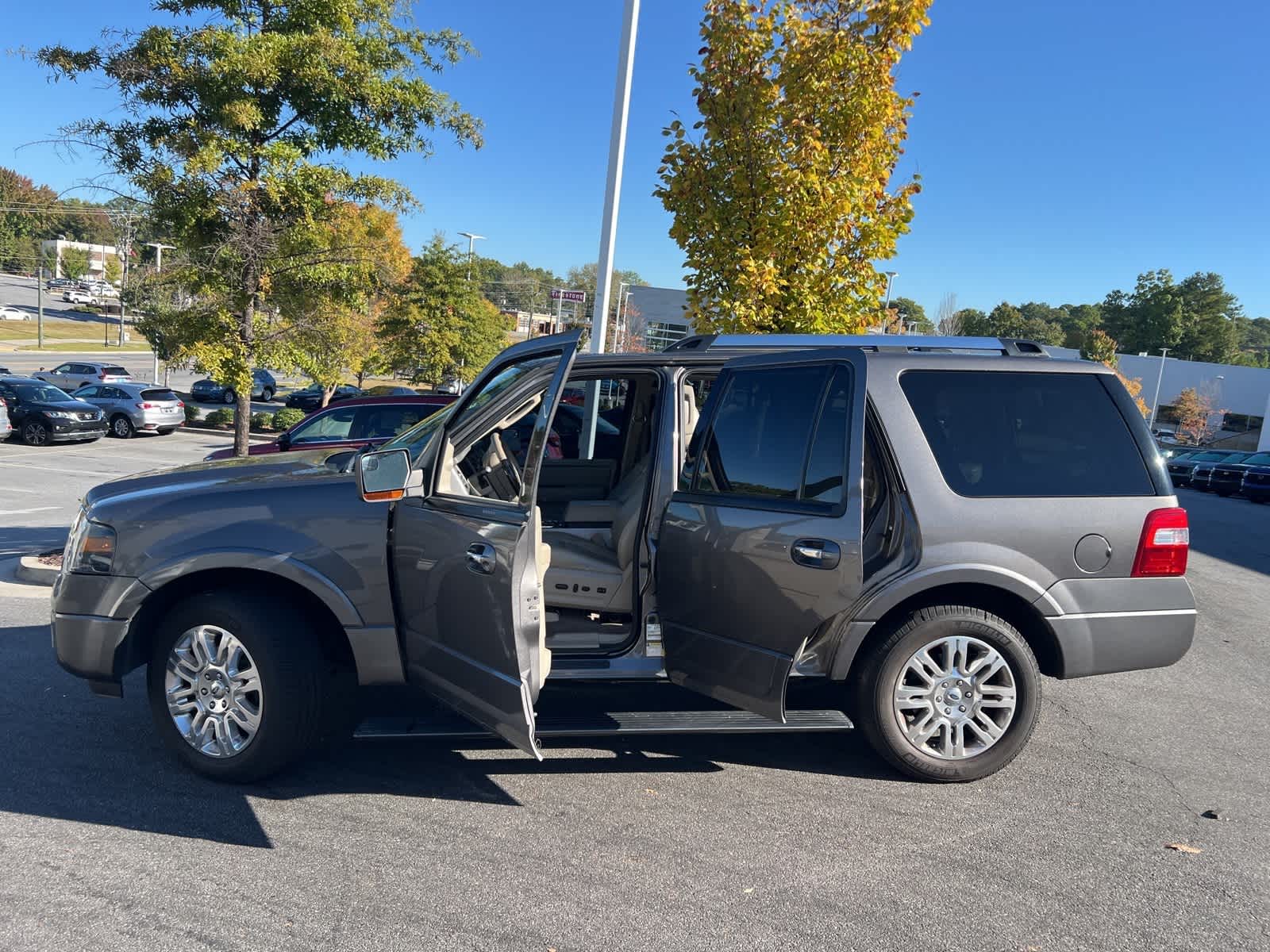 Thumbnail: 2014 Ford Expedition - 17