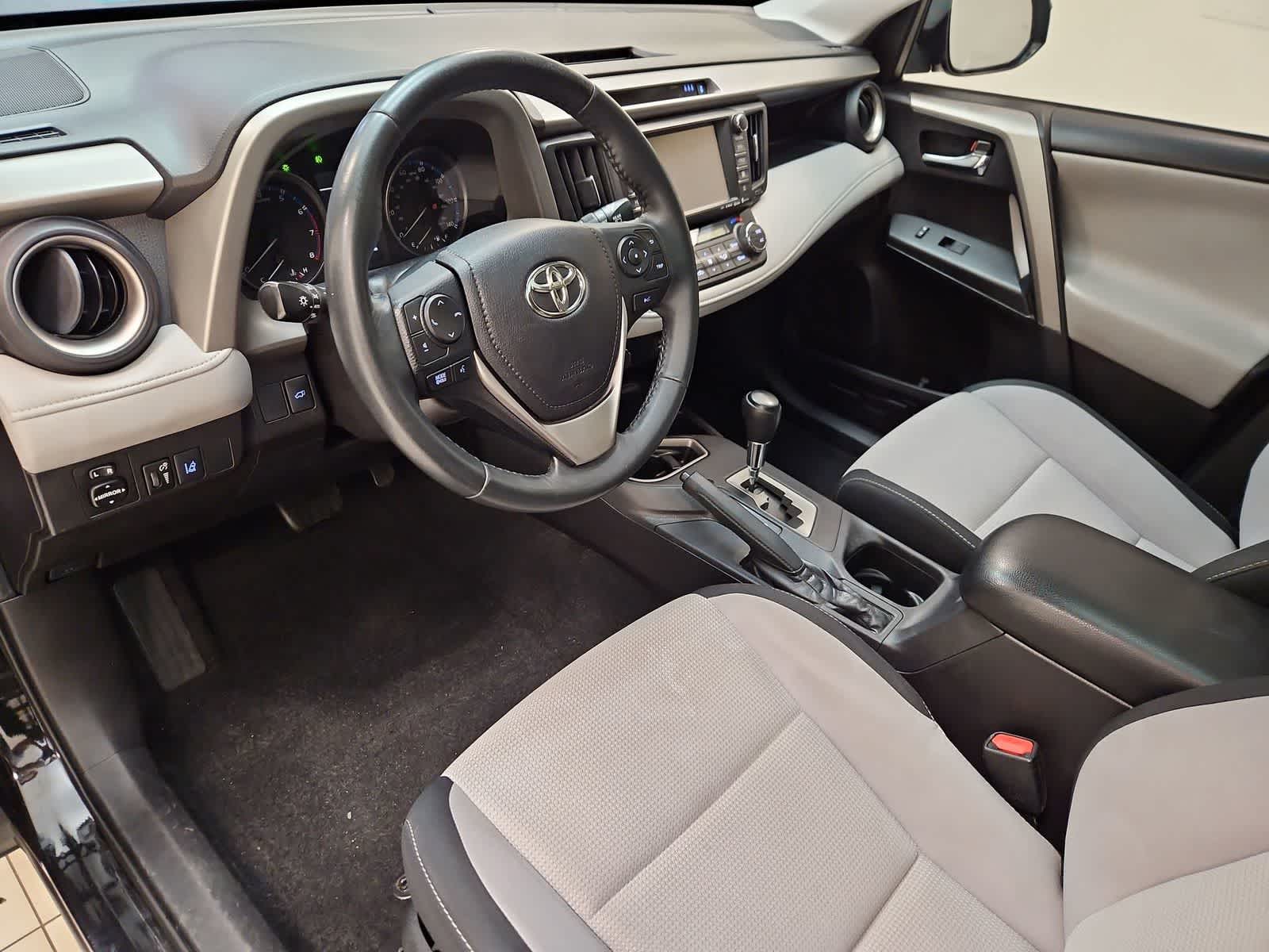 Used 2018 Toyota RAV4 XLE with VIN 2T3WFREV0JW440878 for sale in Chamblee, GA