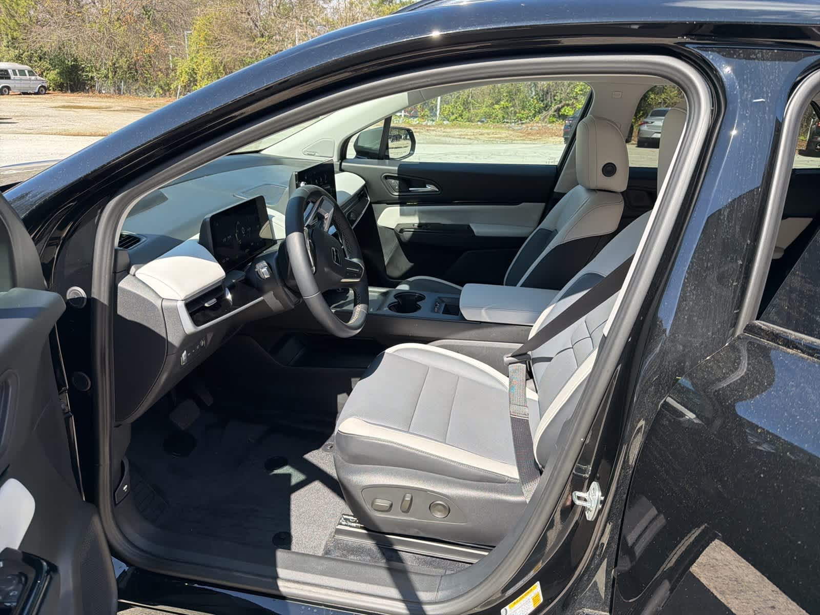 Thumbnail: 2025 Honda Prologue - 16