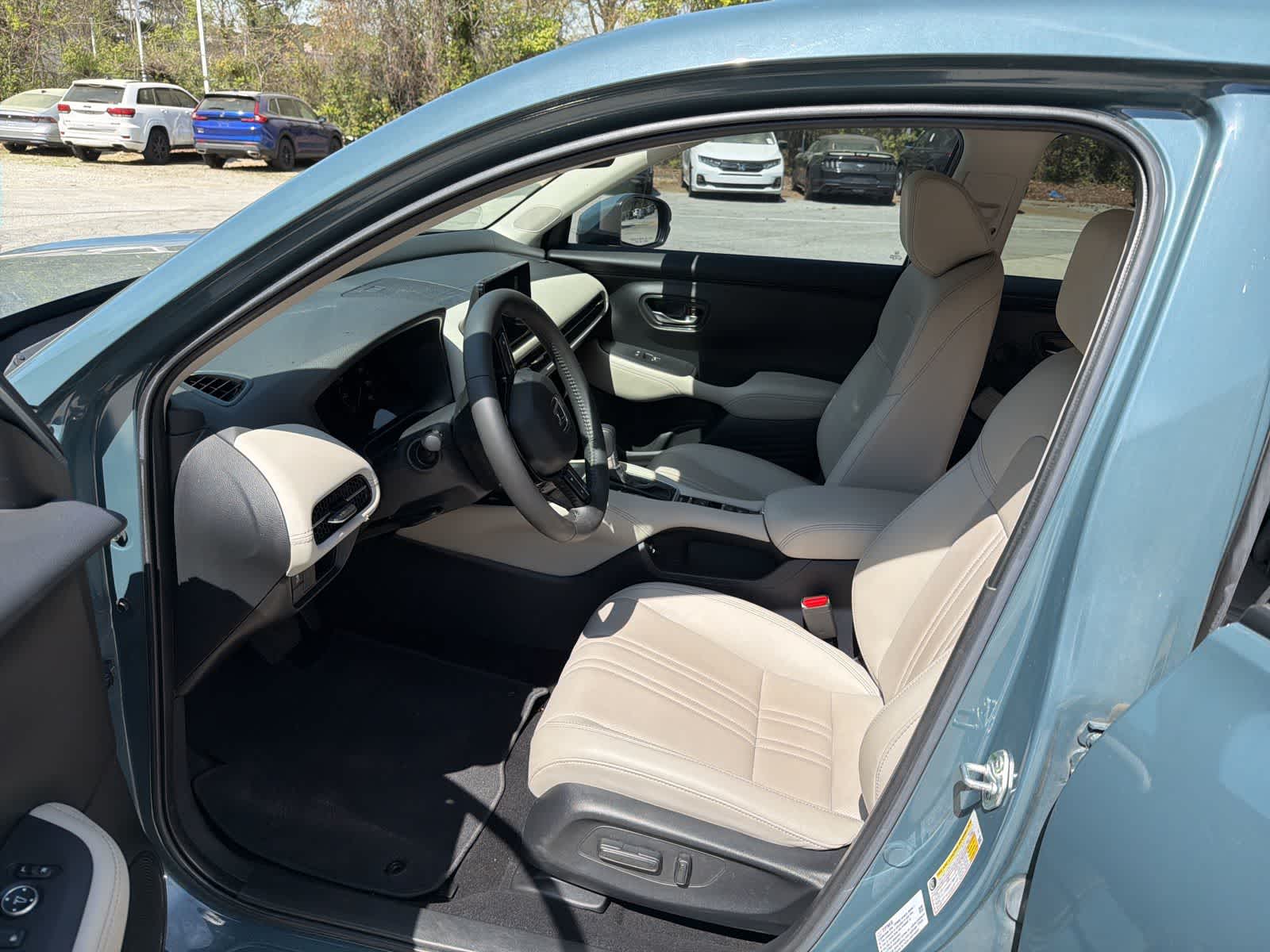 Thumbnail: 2025 Honda HR-V - 17