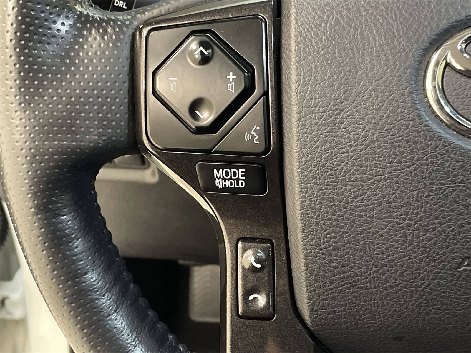 Thumbnail: 2023 Toyota 4Runner - 13