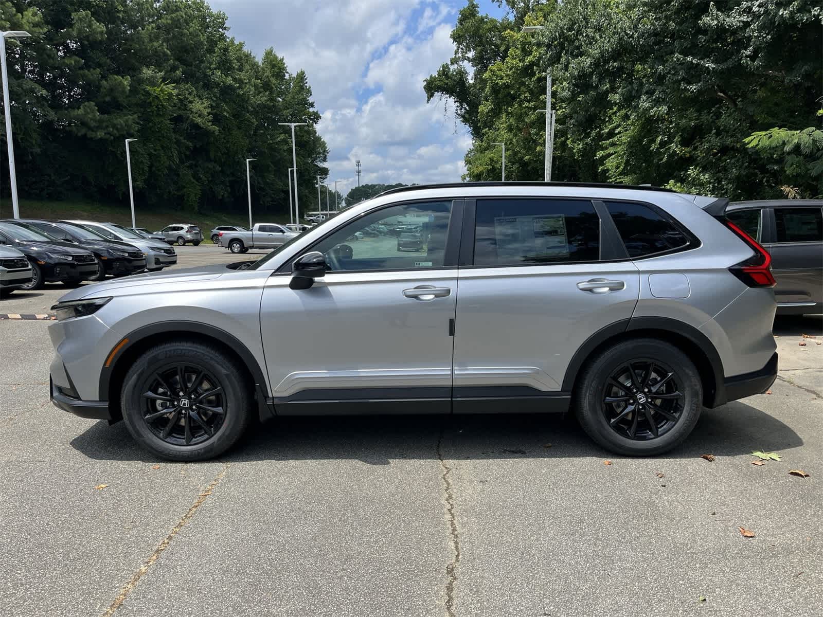 2026 Honda CR-V Hybrid Sport photo 2
