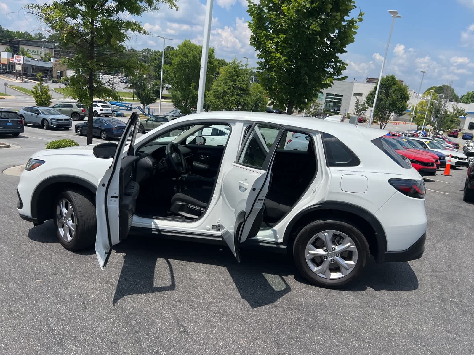 Thumbnail: 2023 Honda HR-V - 18