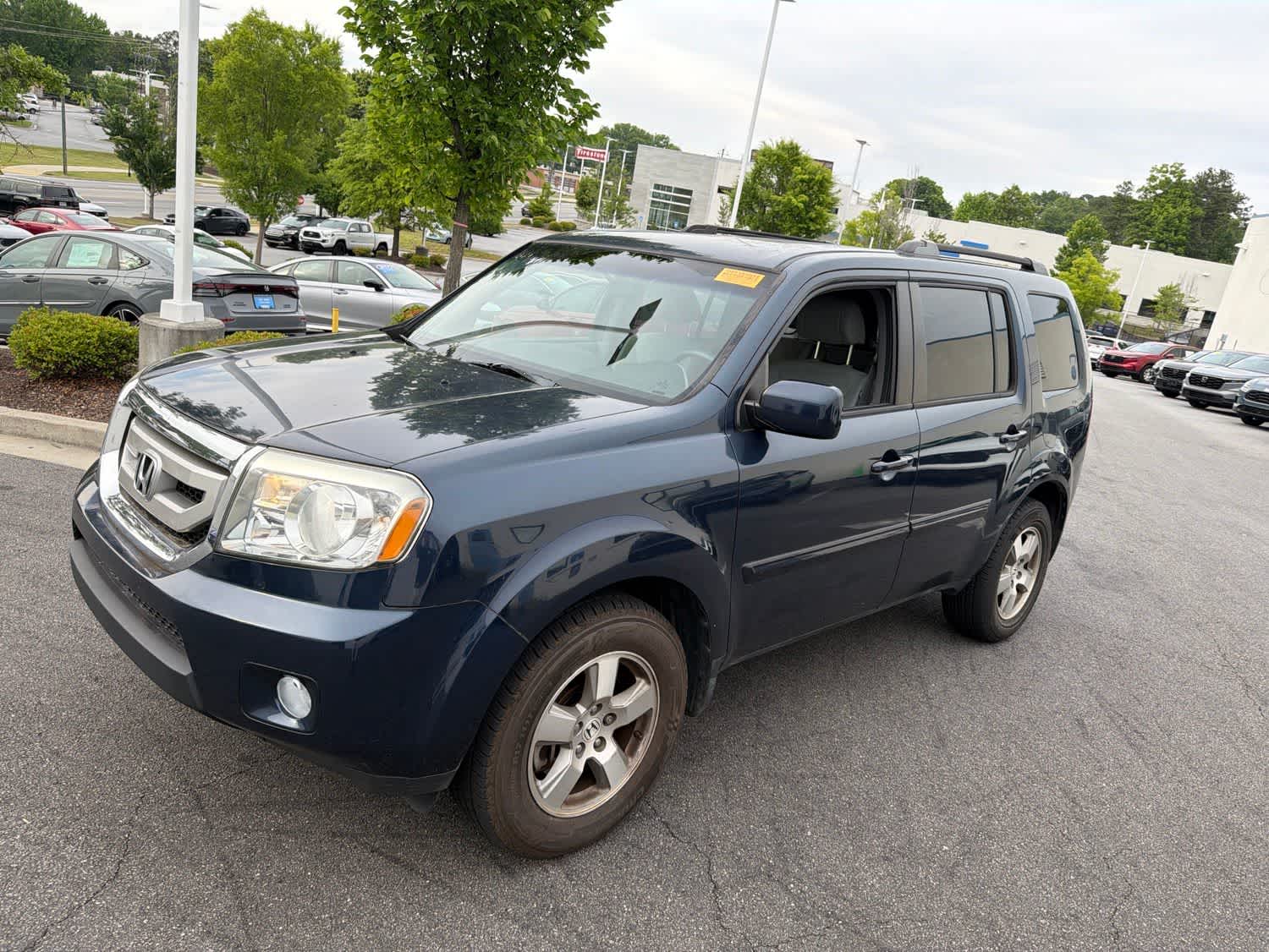 Thumbnail: 2011 Honda Pilot - 4