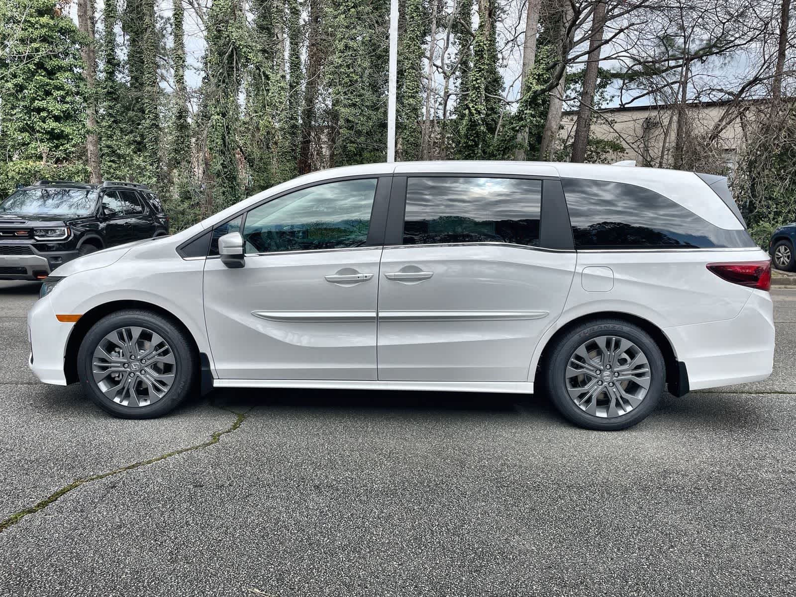 Thumbnail: 2026 Honda Odyssey - 2