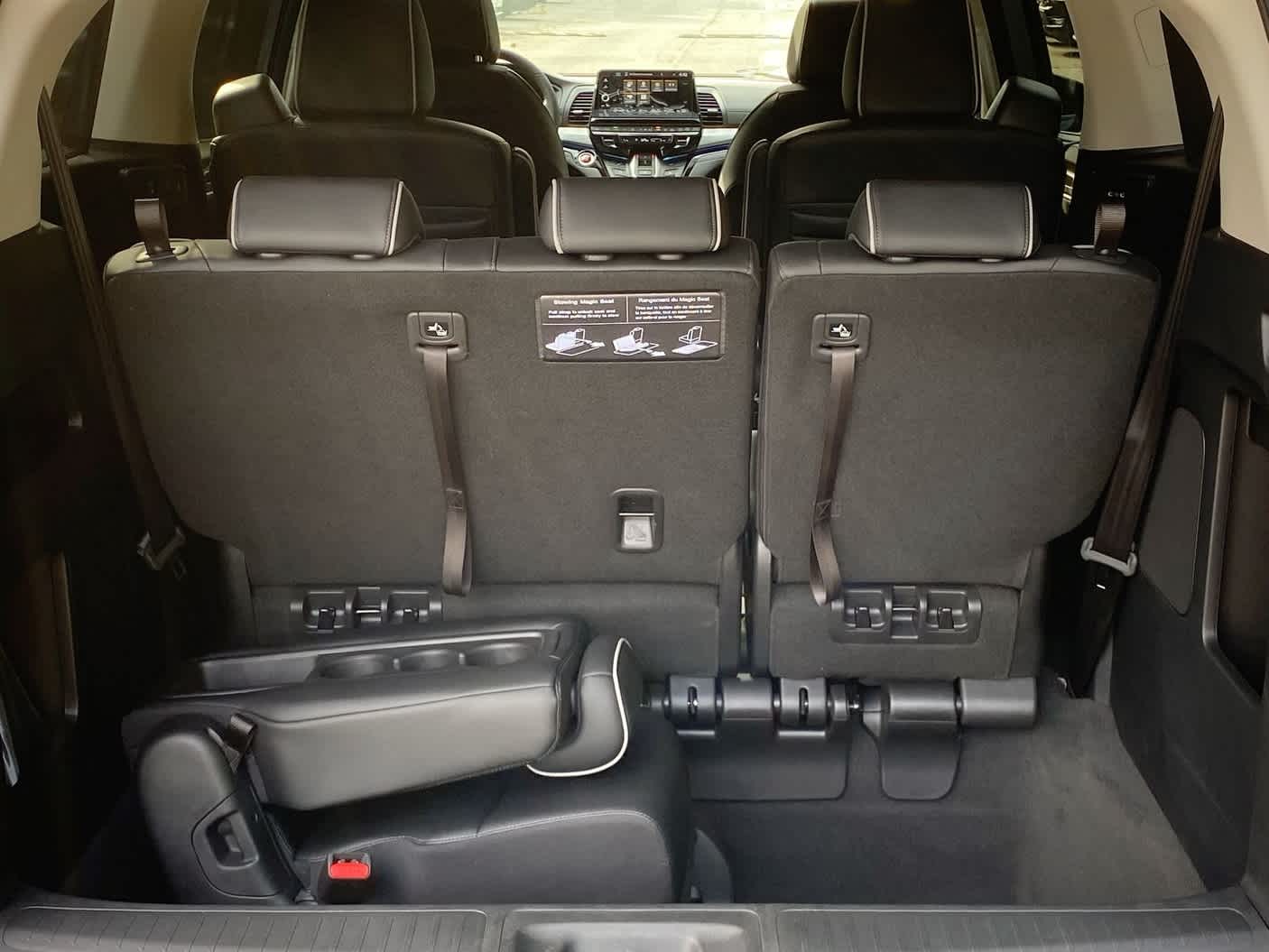 Thumbnail: 2026 Honda Odyssey - 9