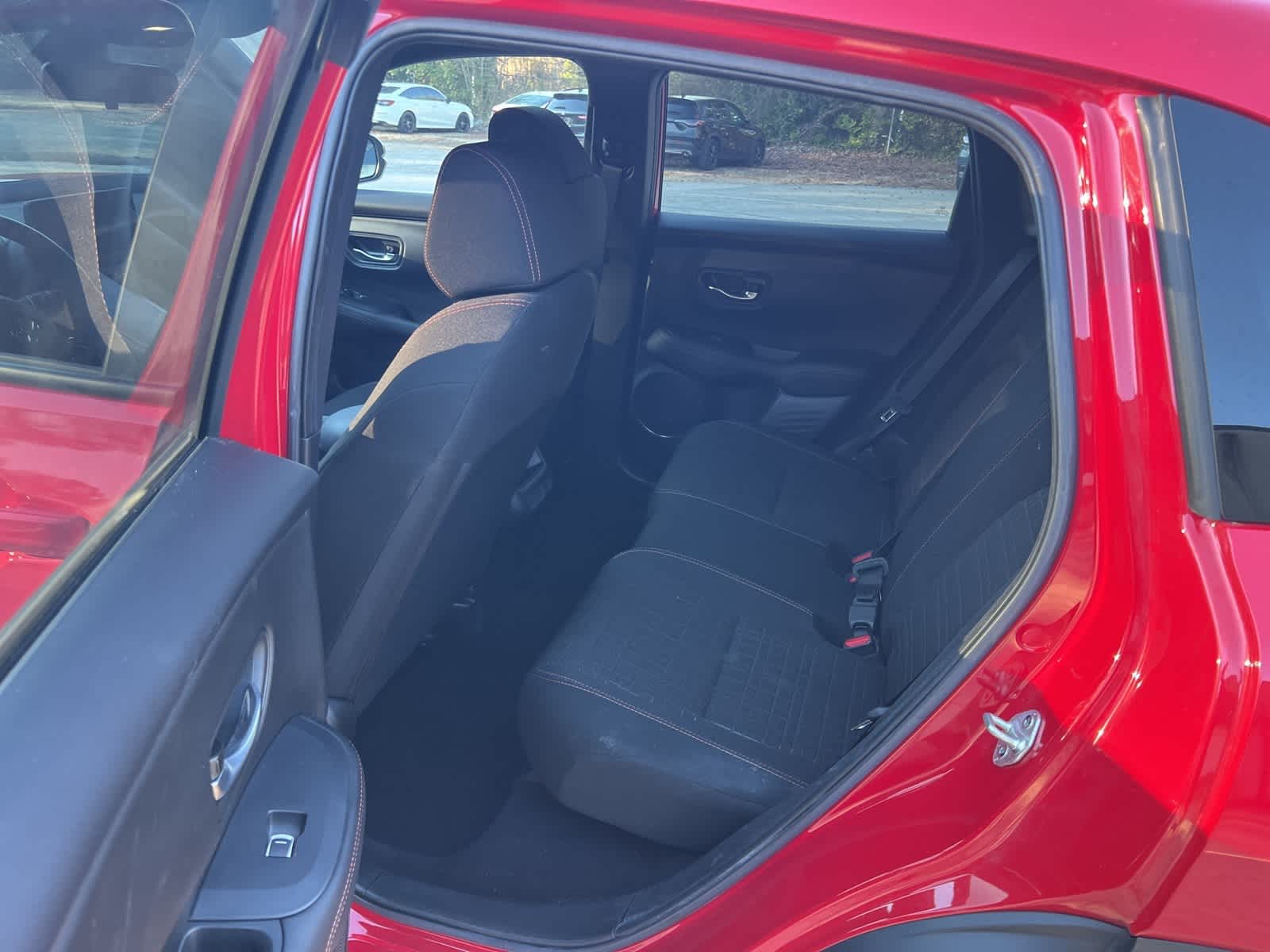 Thumbnail: 2025 Honda HR-V - 15