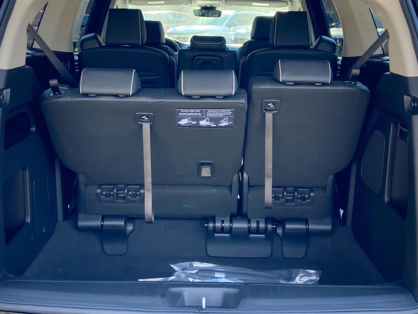 Thumbnail: 2026 Honda Odyssey - 9