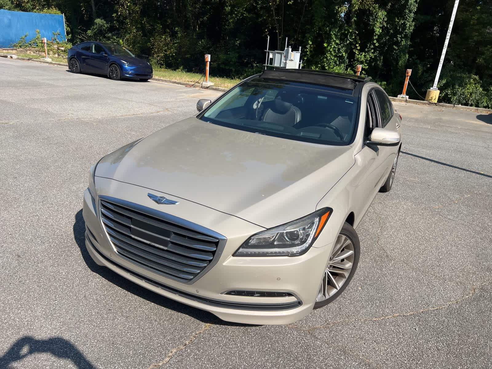 Thumbnail: 2015 Hyundai Genesis - 3