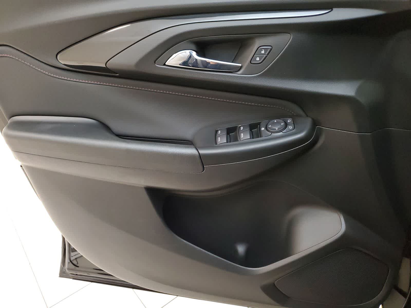 Thumbnail: 2022 Chevrolet TrailBlazer - 15