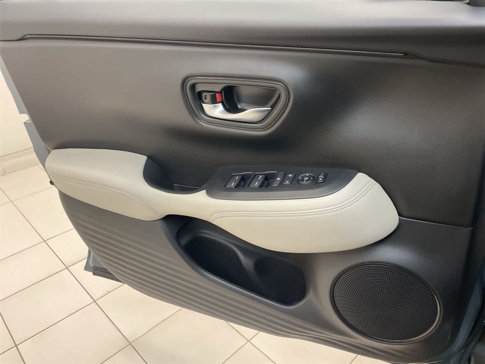 Thumbnail: 2025 Honda HR-V - 14