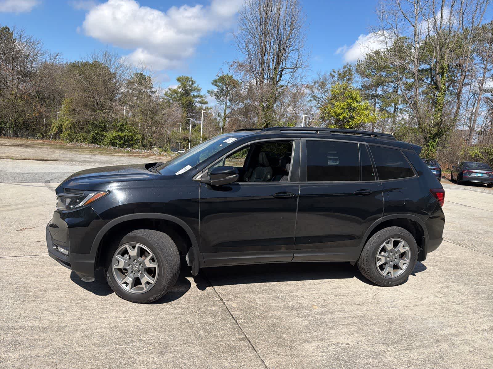 Thumbnail: 2023 Honda Passport - 6