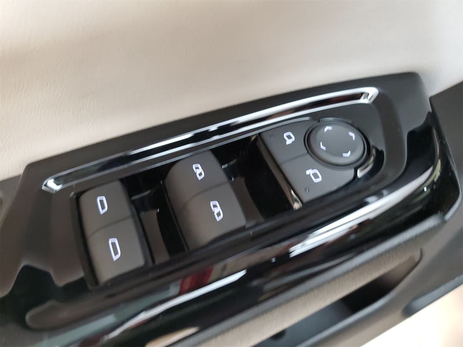 Thumbnail: 2025 Honda Prologue - 18