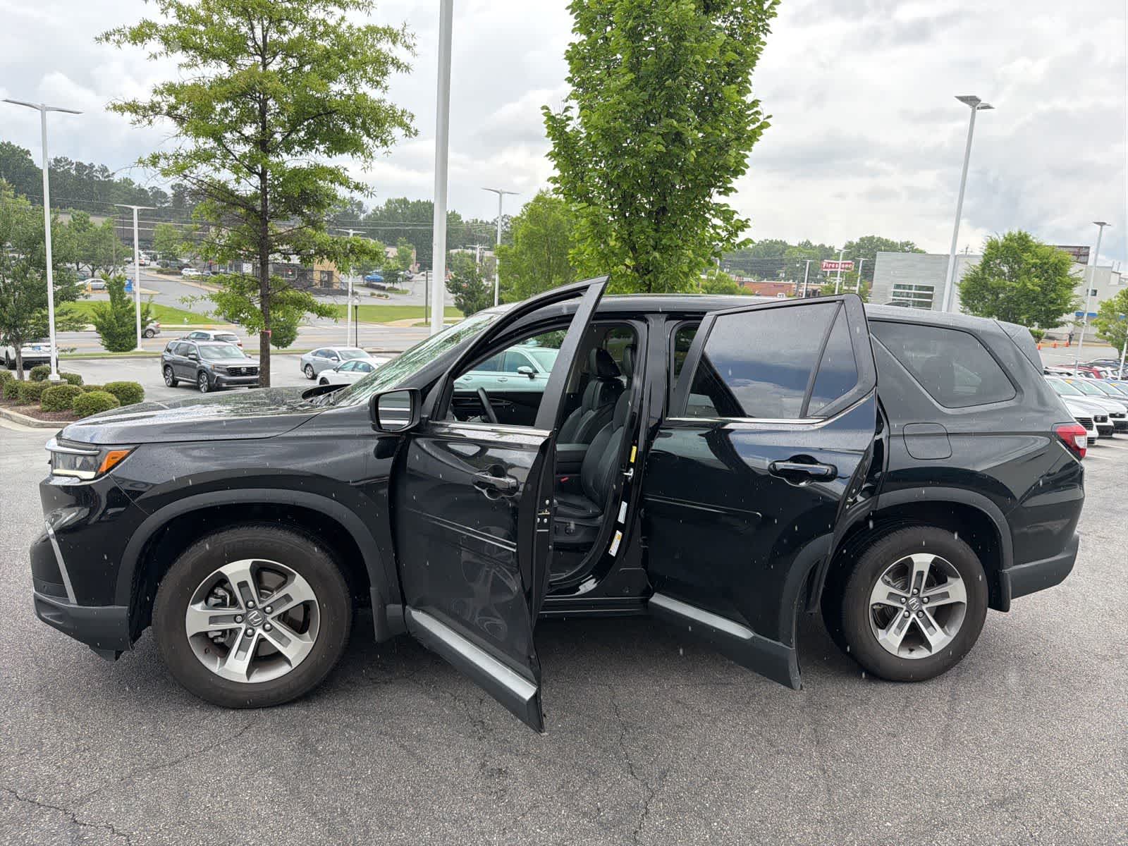 Thumbnail: 2024 Honda Pilot - 18