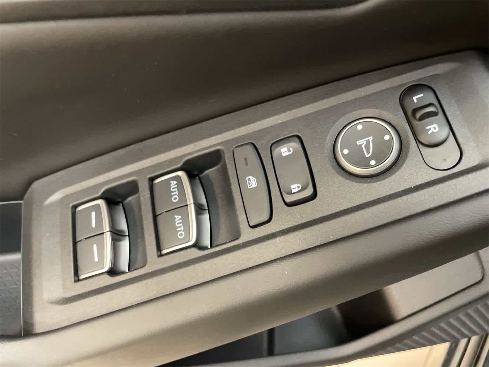 2023 Honda Accord EX 16