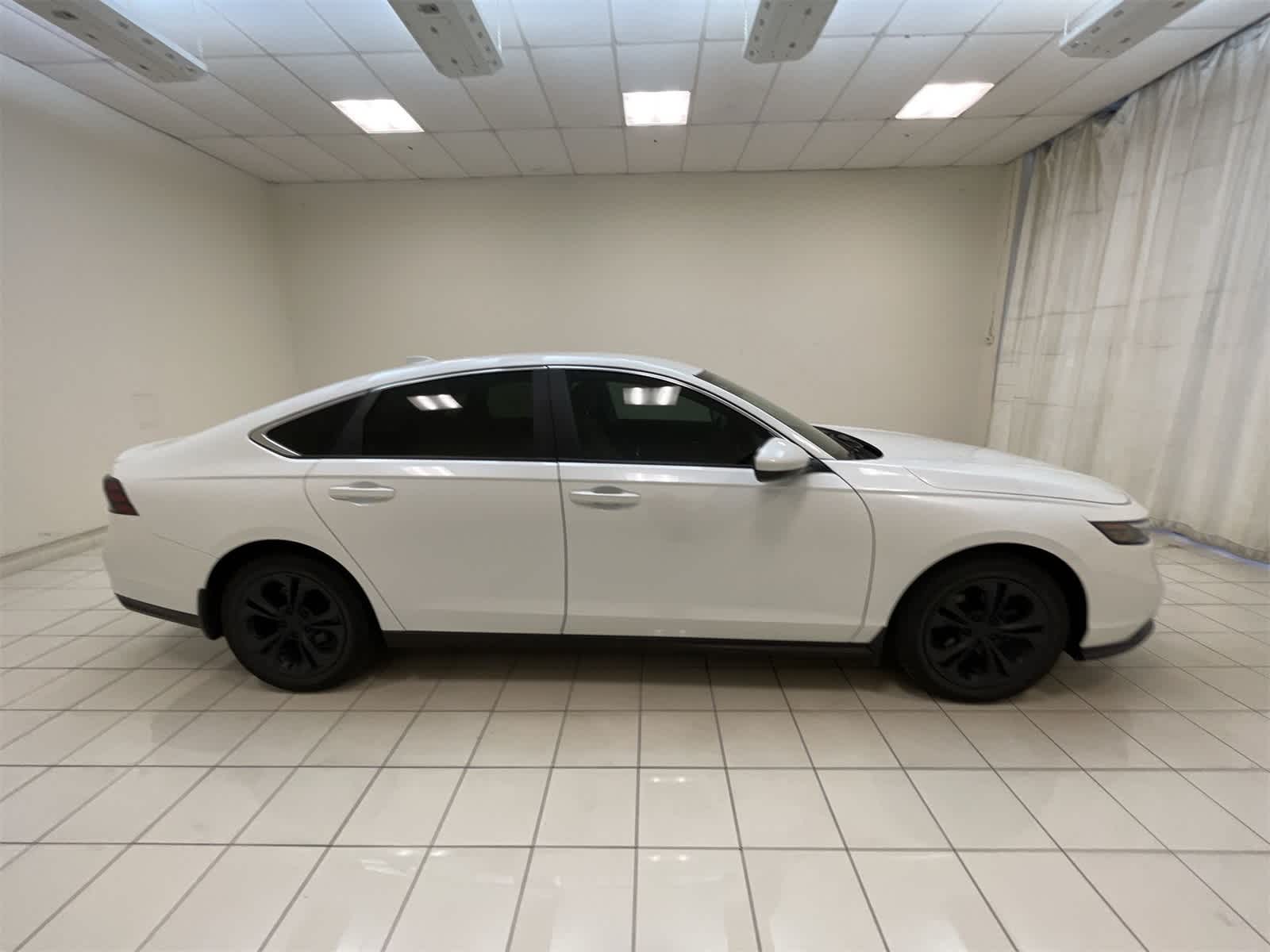 Thumbnail: 2025 Honda Accord - 25