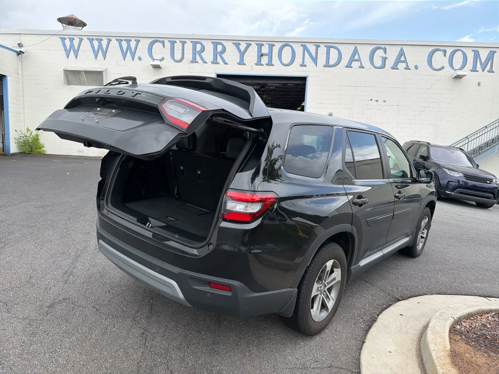 Thumbnail: 2024 Honda Pilot - 11