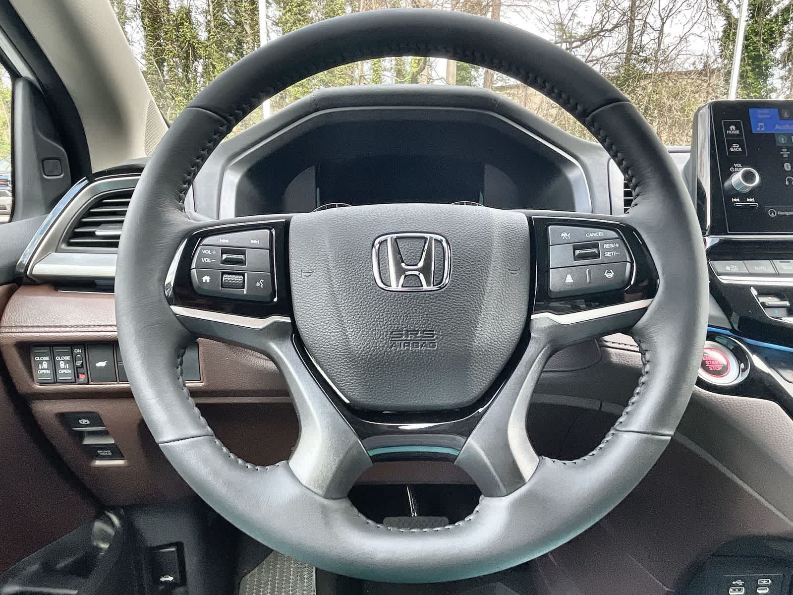 Thumbnail: 2026 Honda Odyssey - 21