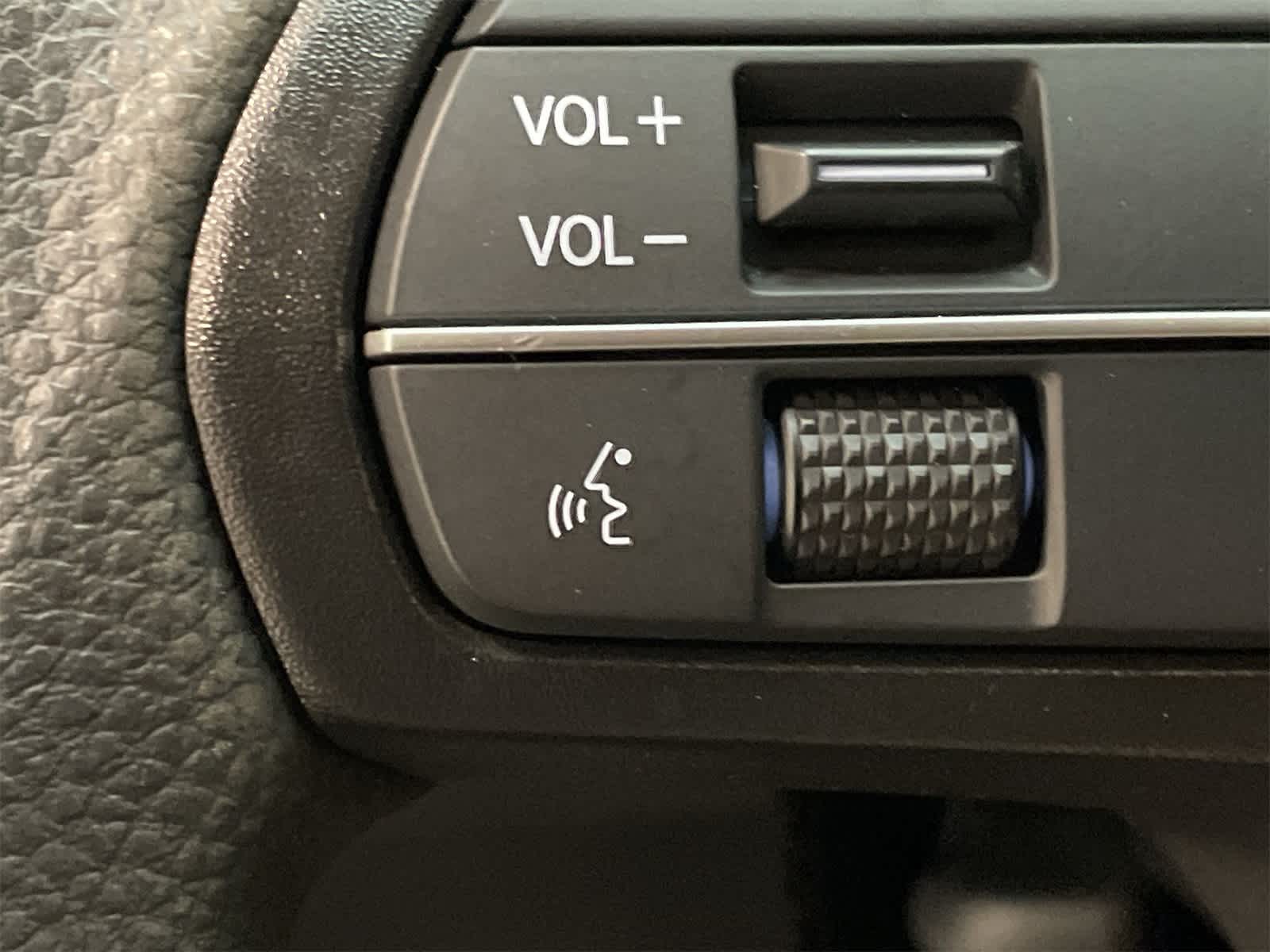 2023 Honda Accord EX 31