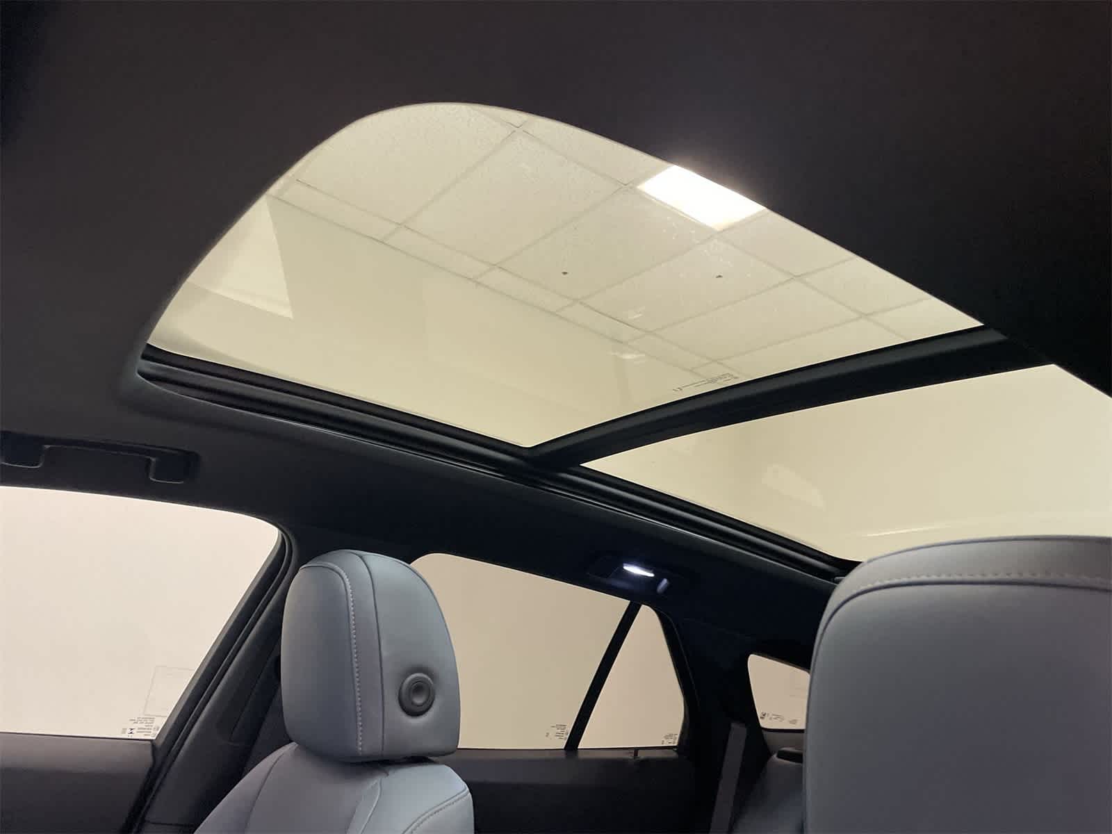 Thumbnail: 2024 Honda Prologue - 3