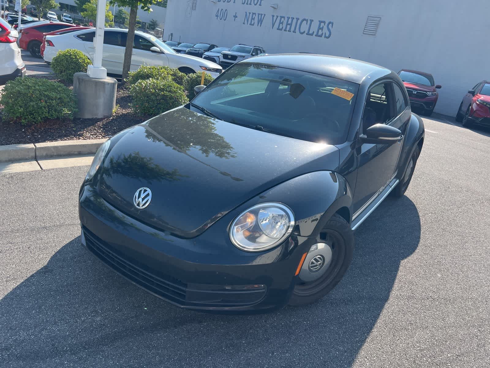Thumbnail: 2013 Volkswagen Beetle - 3