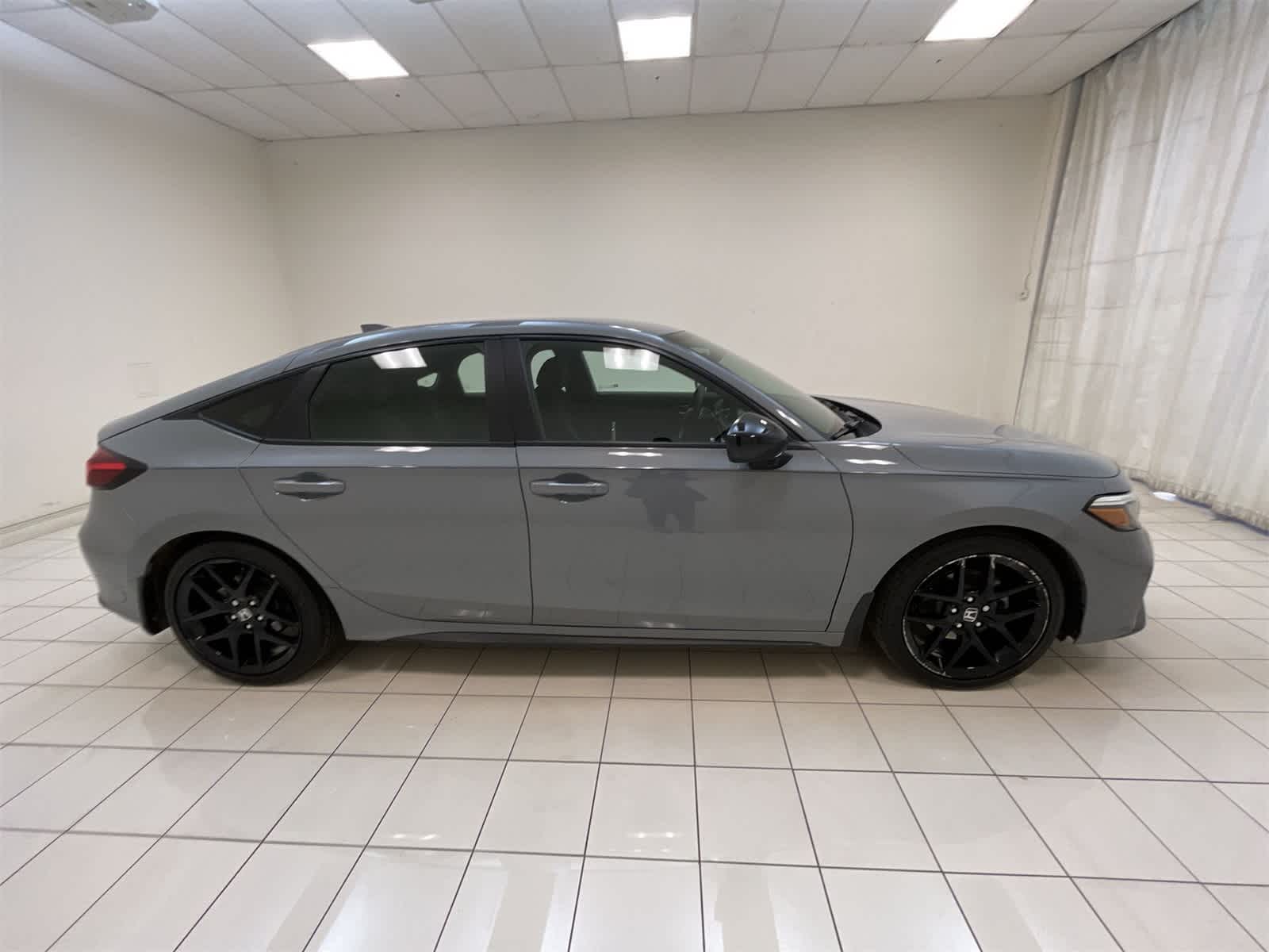 Thumbnail: 2025 Honda Civic - 24